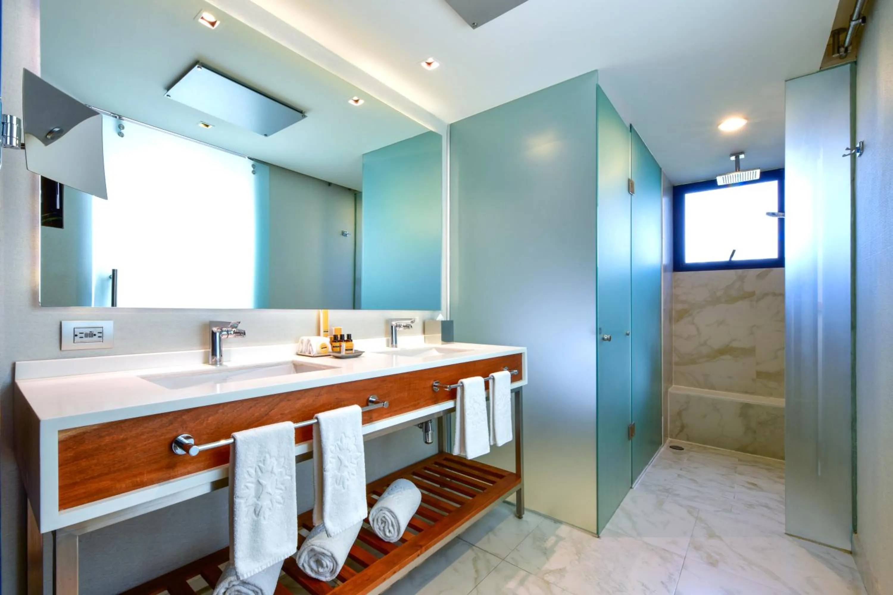 Bathroom in Krystal Grand Suites Insurgentes