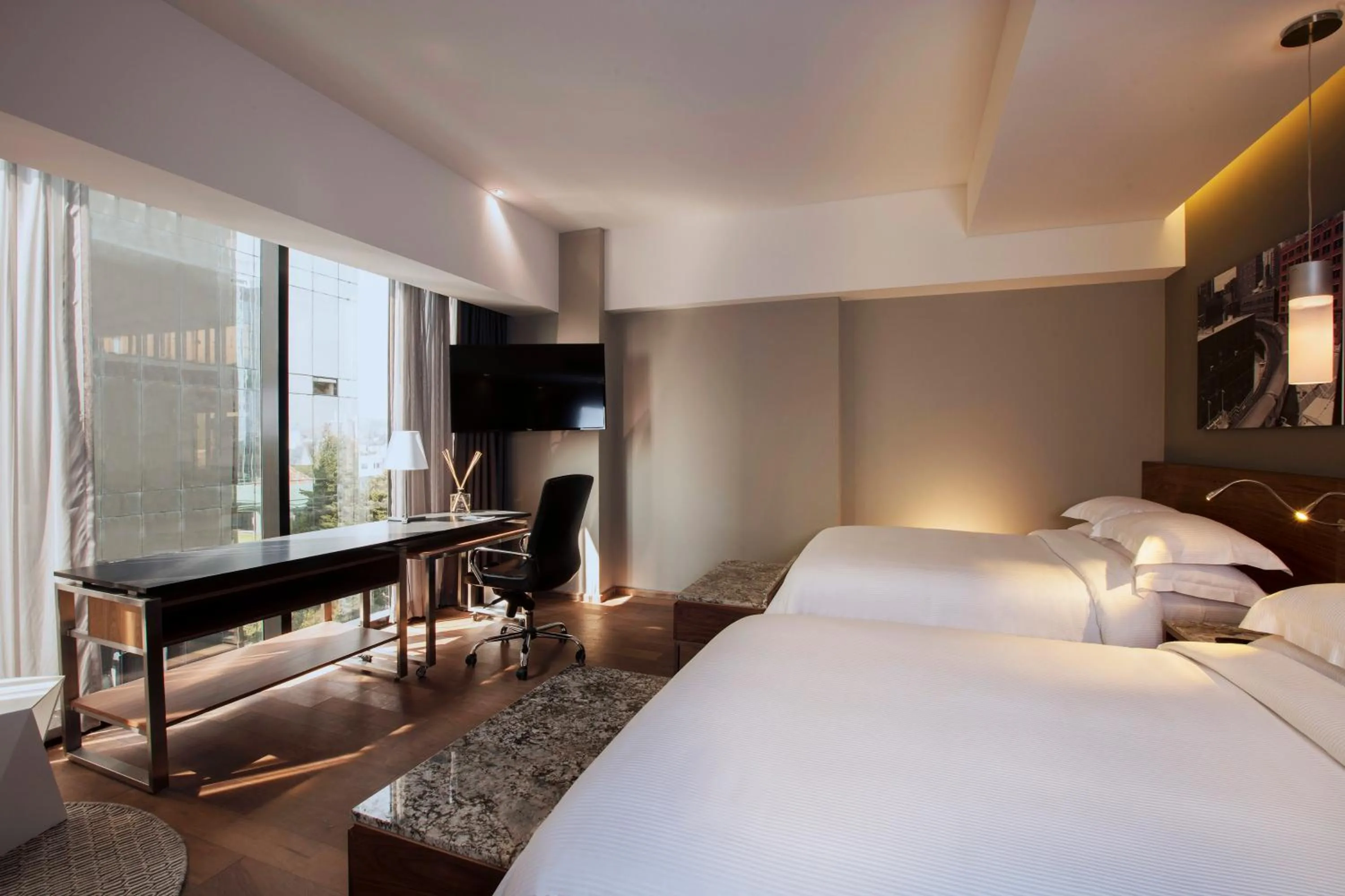 Photo of the whole room, Bed in Krystal Grand Suites Insurgentes