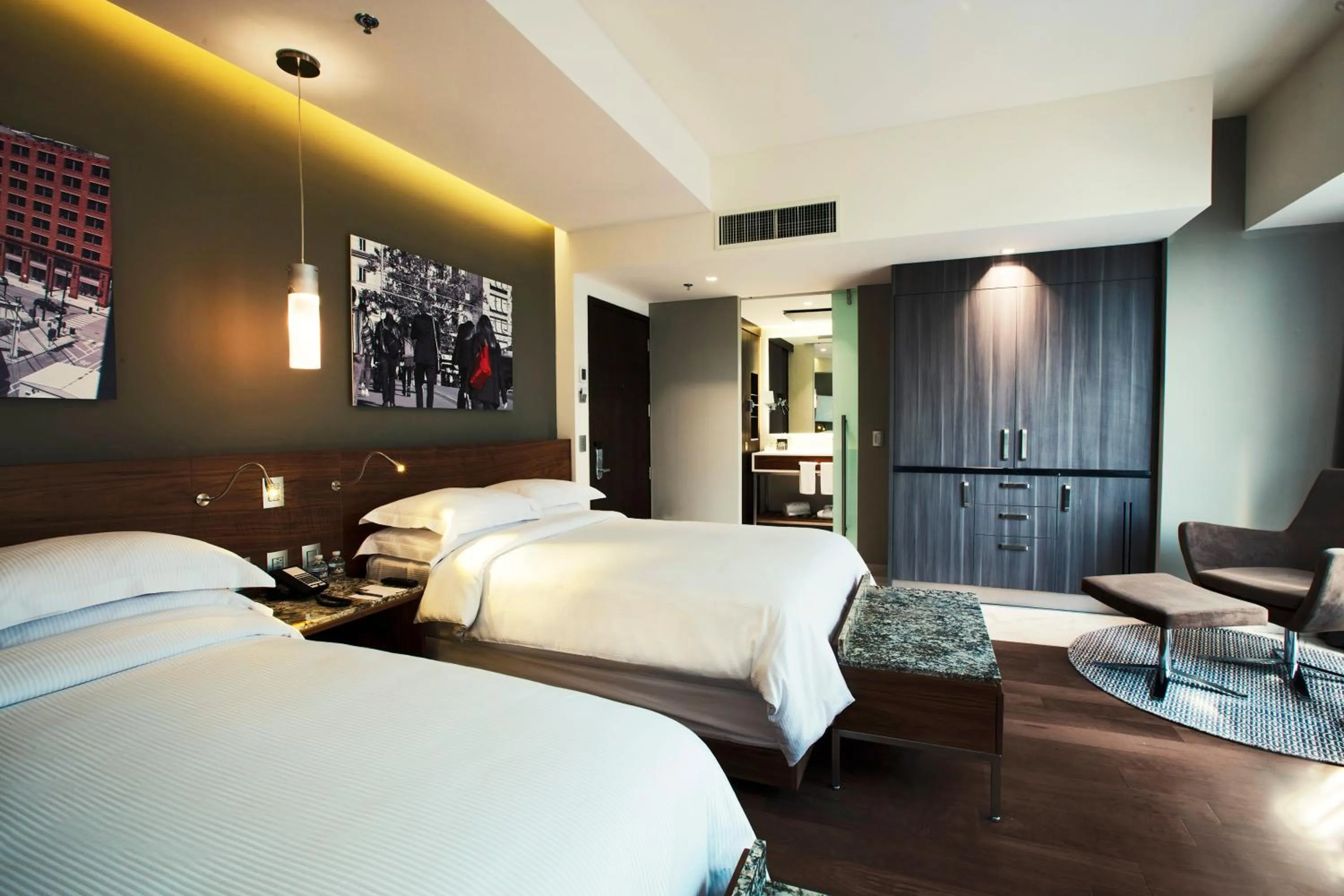 Decorative detail, Bed in Krystal Grand Suites Insurgentes