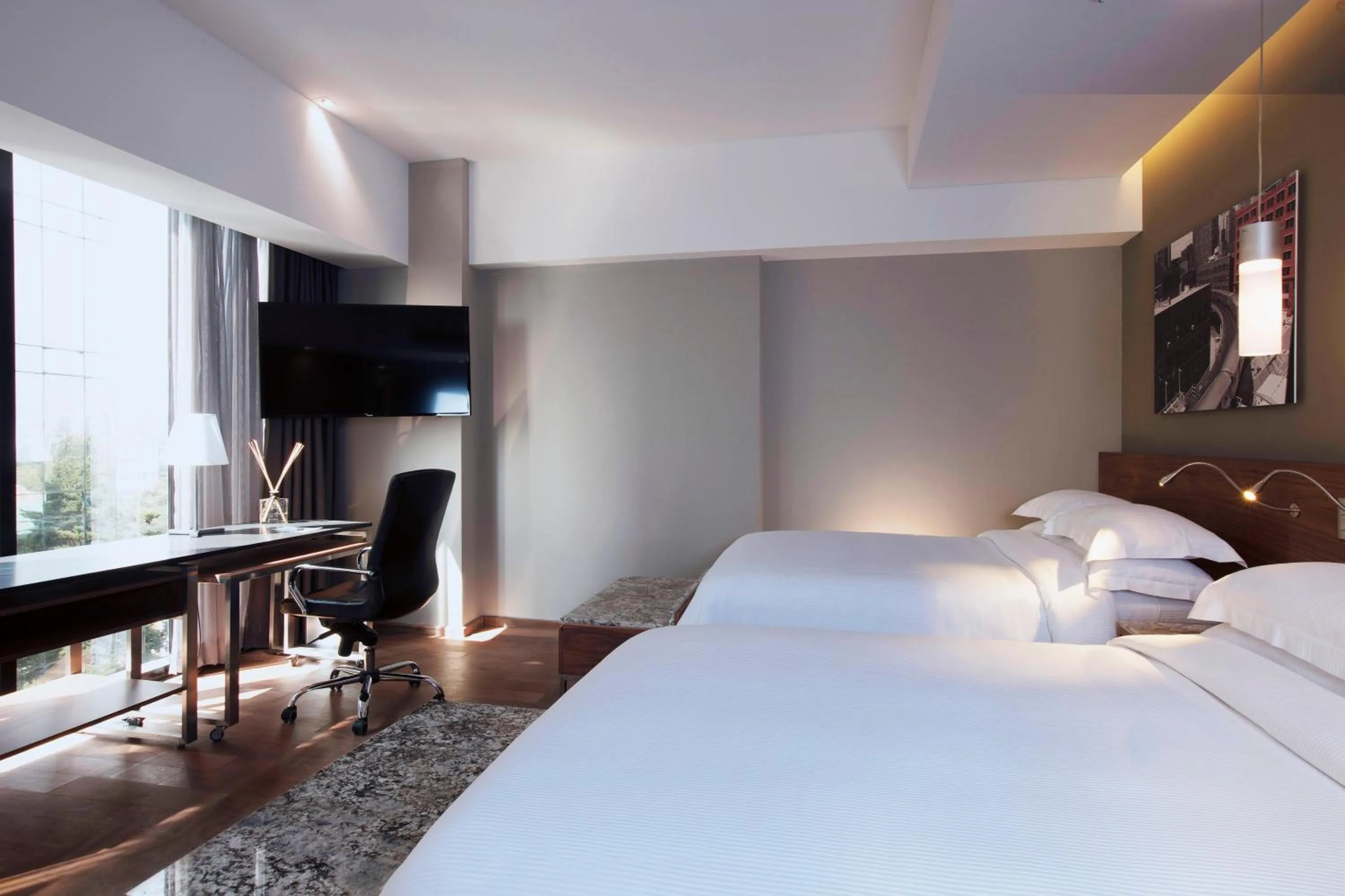 Decorative detail, Bed in Krystal Grand Suites Insurgentes