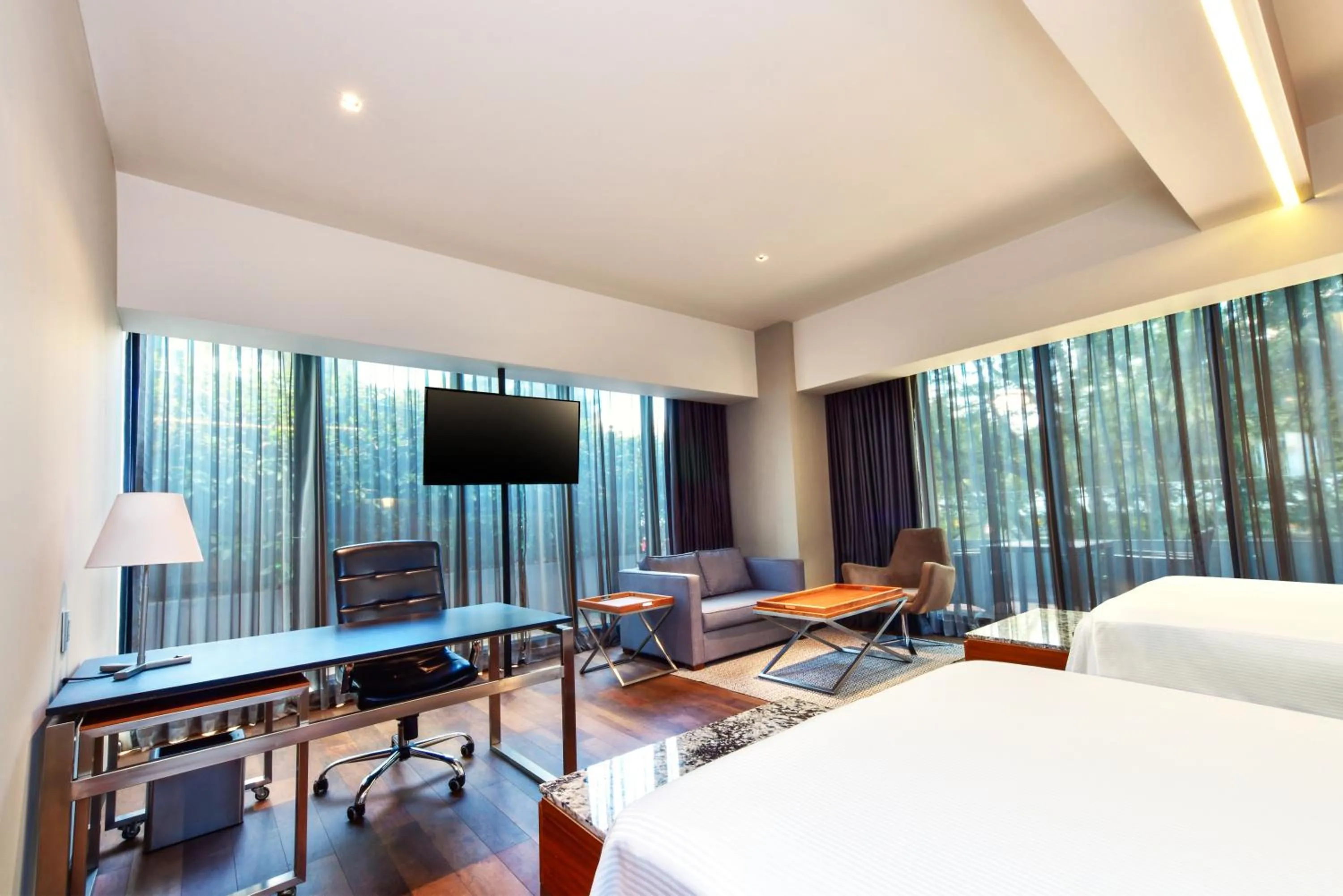 Bedroom, Bed in Krystal Grand Suites Insurgentes