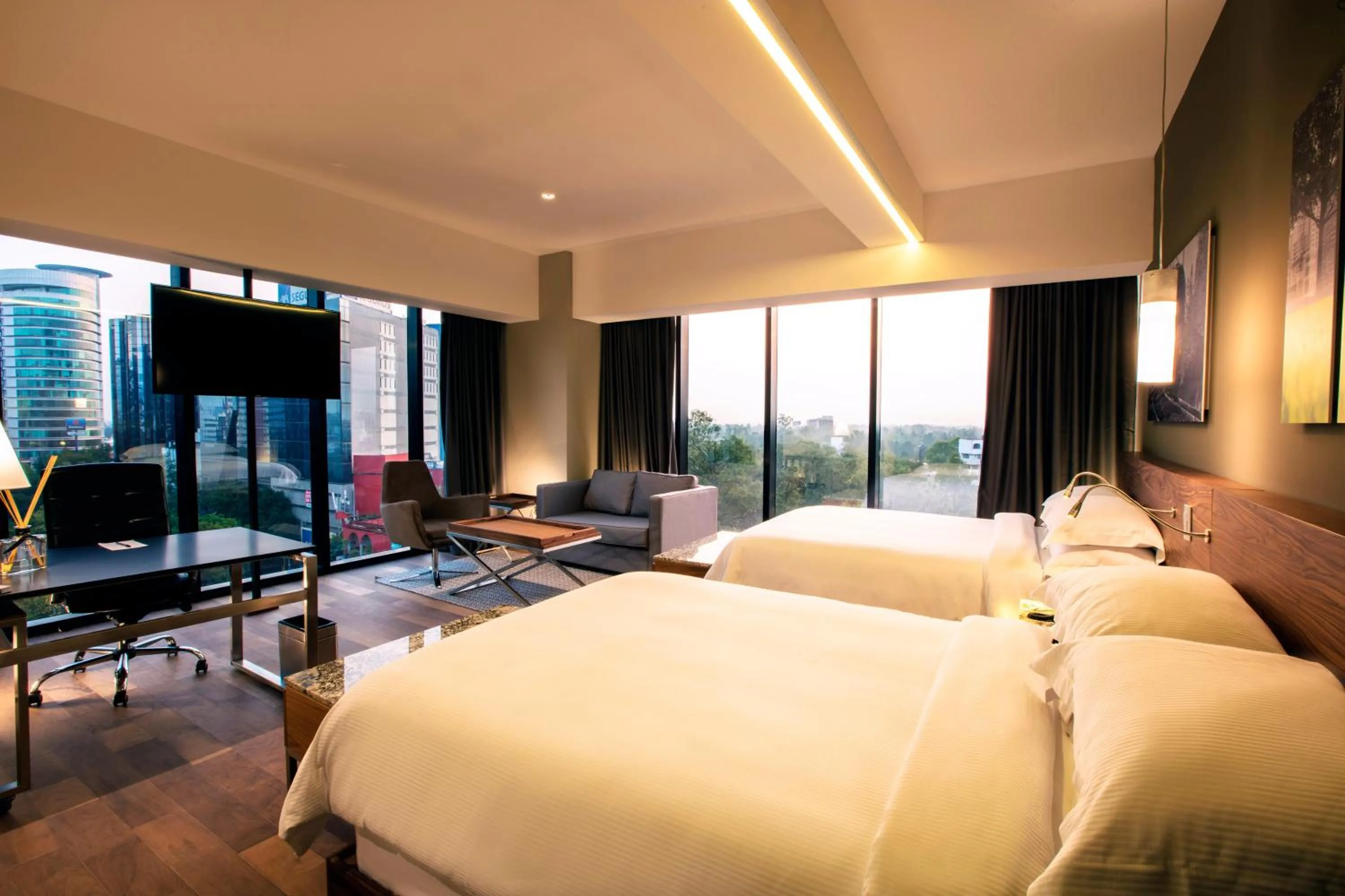 Decorative detail, Bed in Krystal Grand Suites Insurgentes