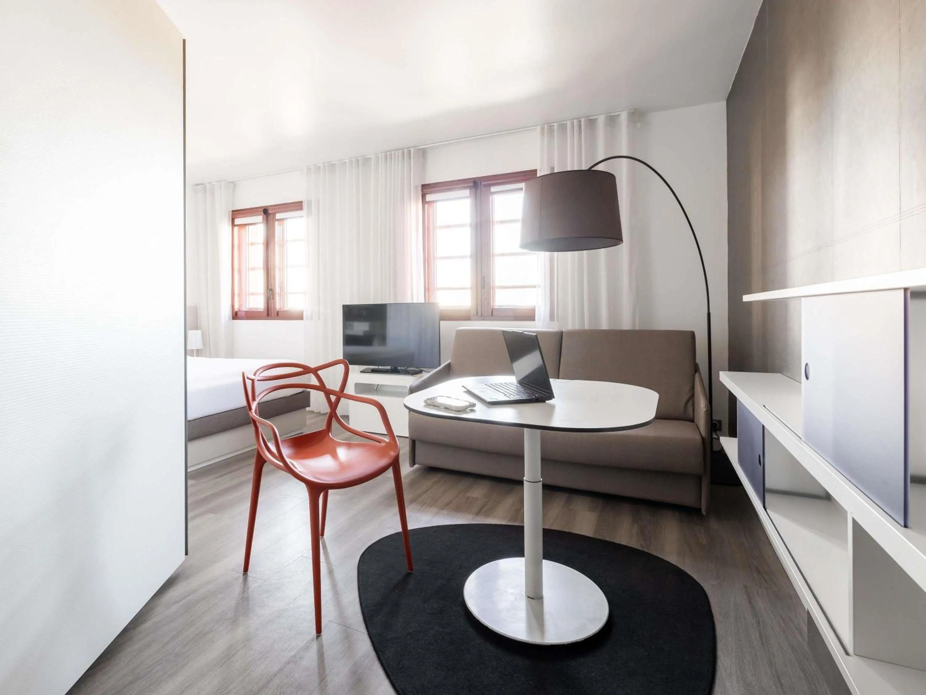 Property building in Novotel Suites Perpignan Centre - Grandes Suites & Confort Centre-Ville