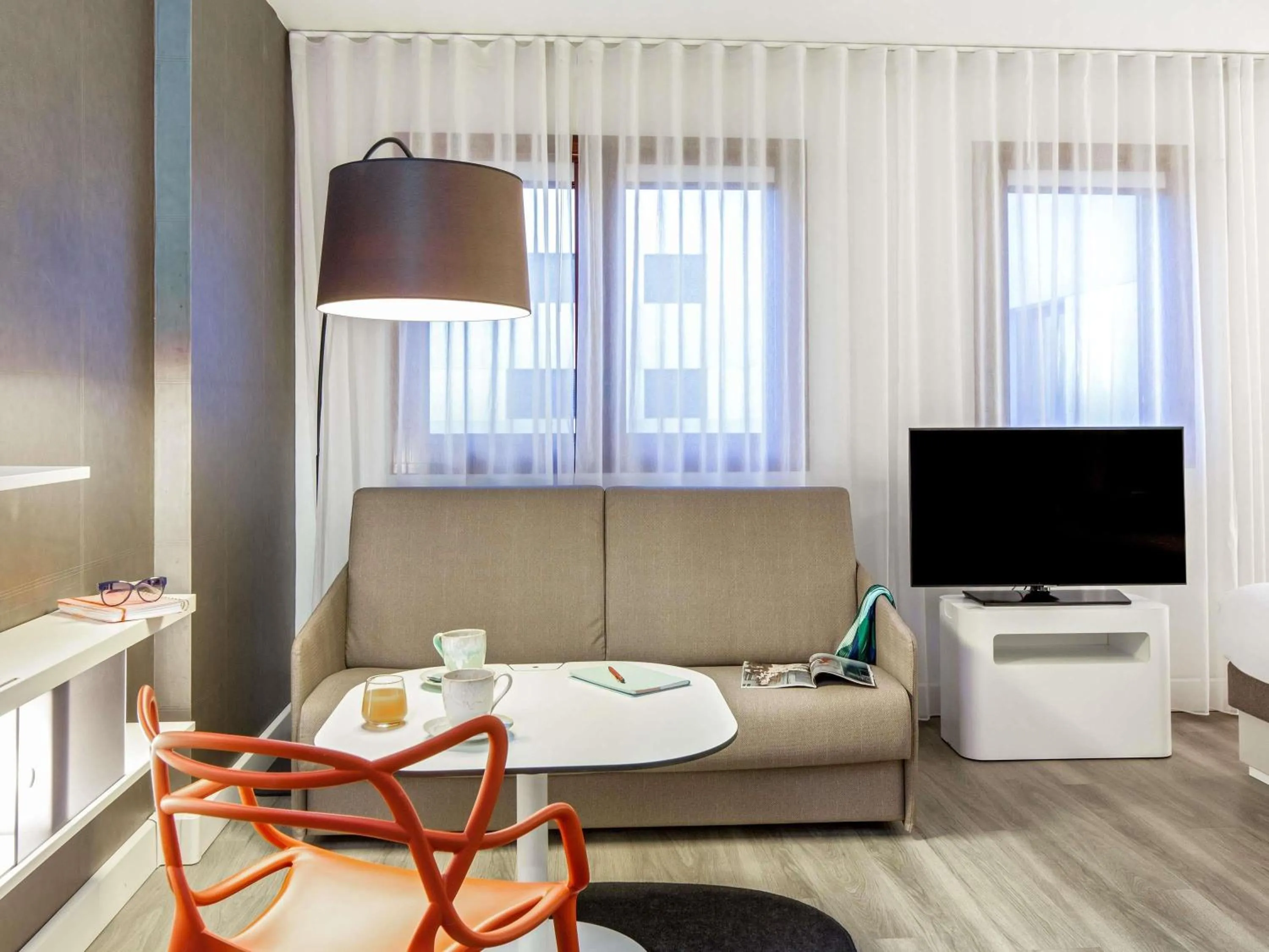 Bedroom in Novotel Suites Perpignan Centre - Grandes Suites & Confort Centre-Ville