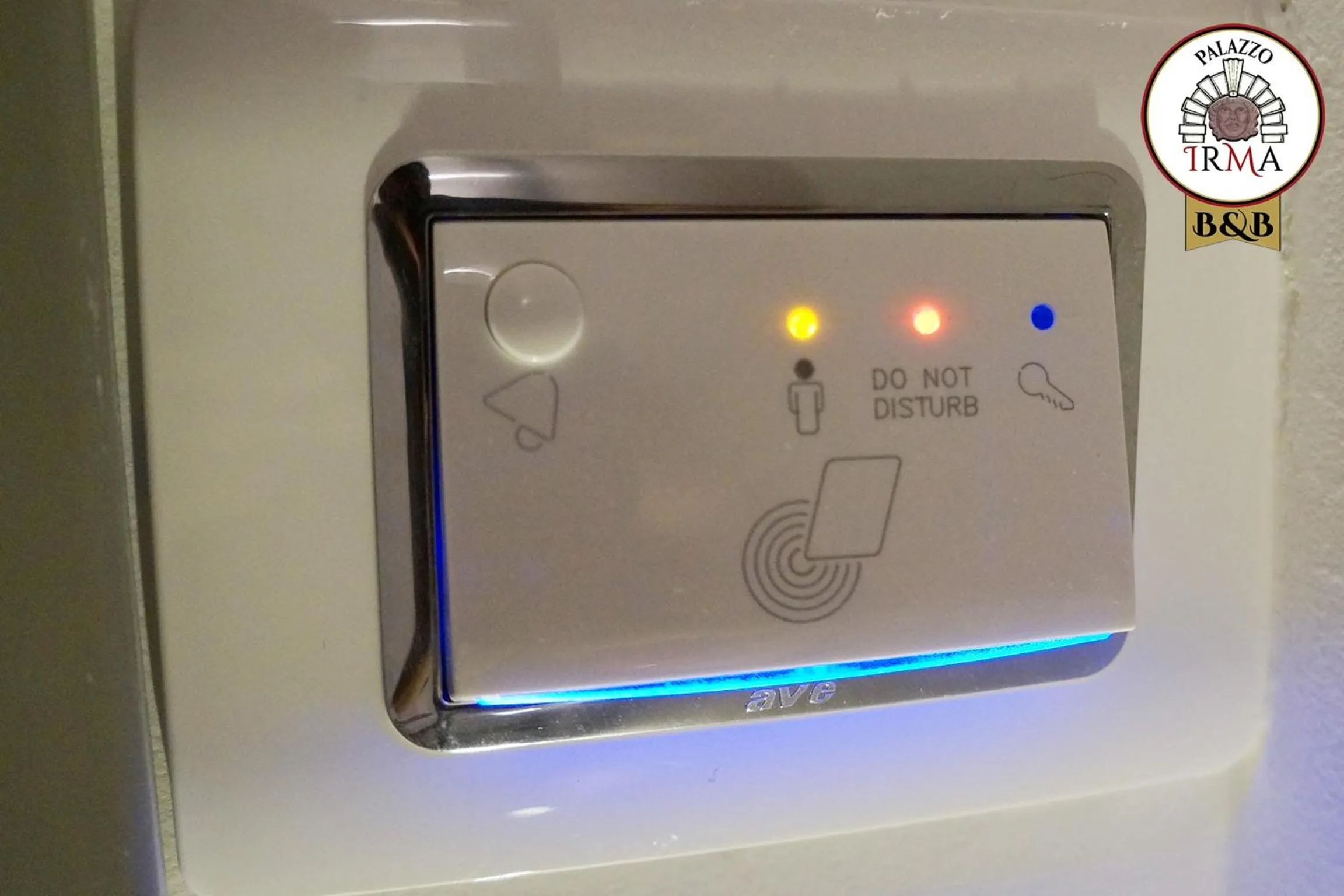 Text overlay in Palazzo IrMa - Hotel - B&B Luxury