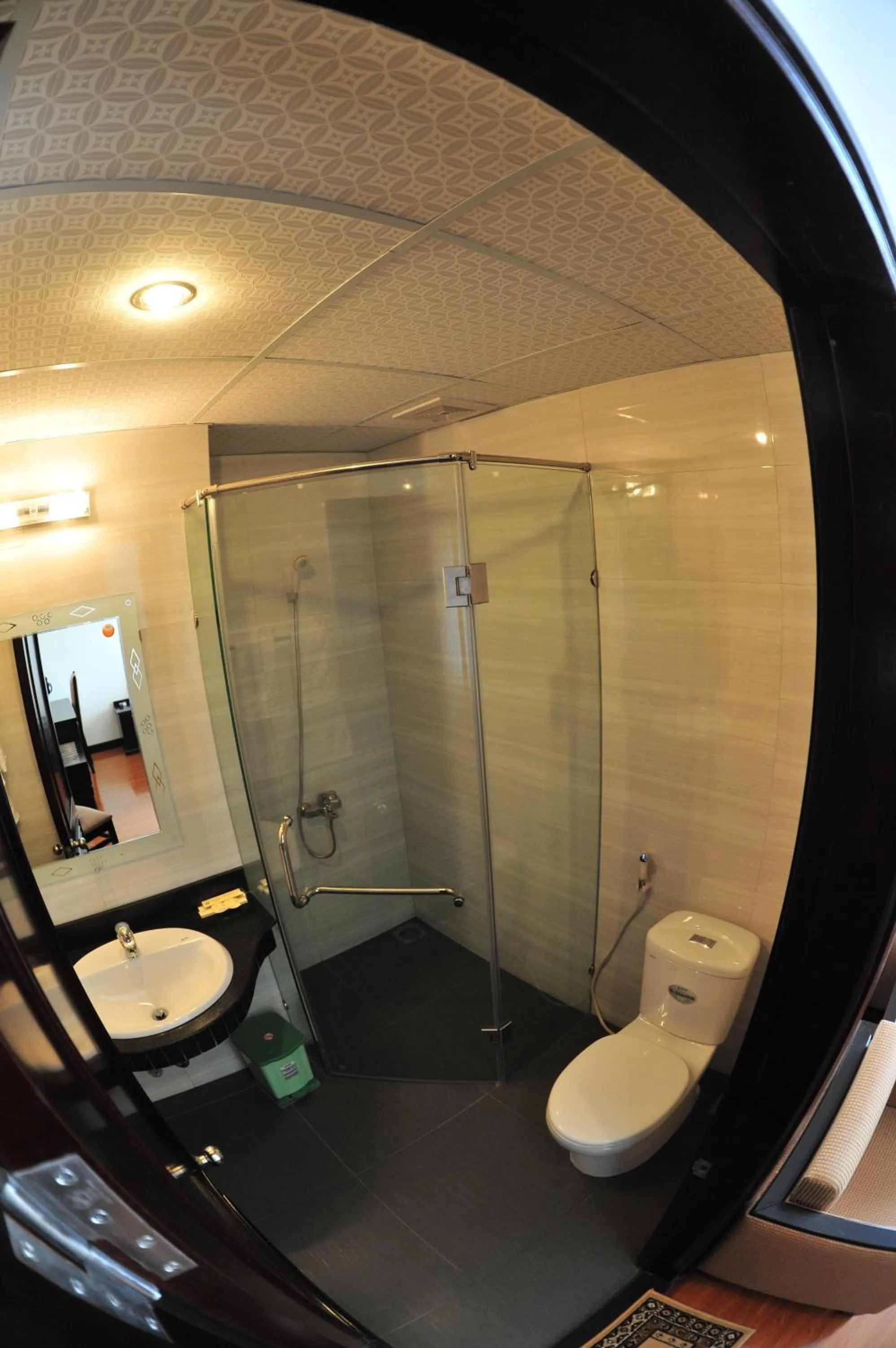 Bathroom in Than Thien - Friendly Hotel