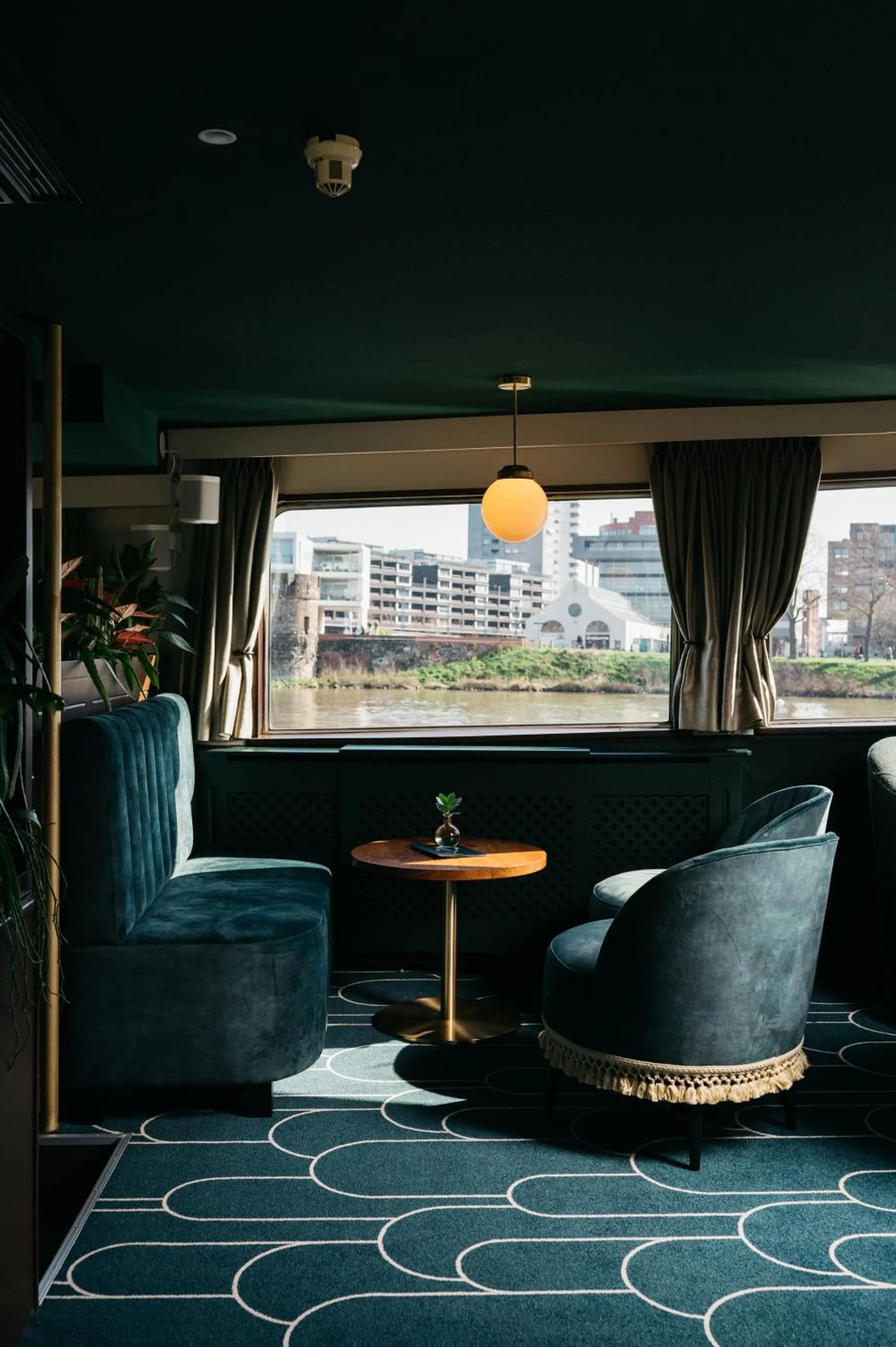 Restaurant/places to eat in Botel Maastricht