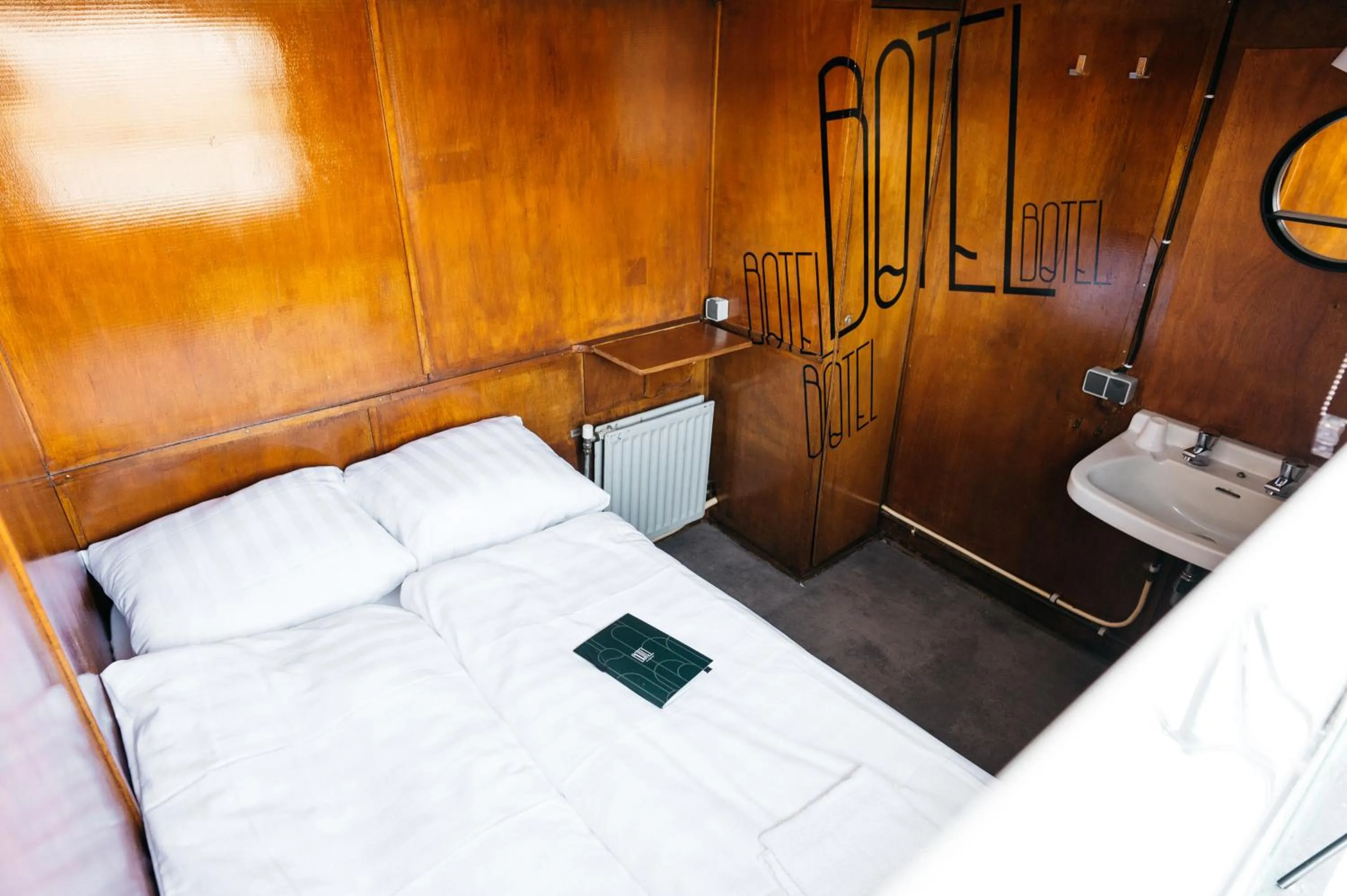 Bed in Botel Maastricht