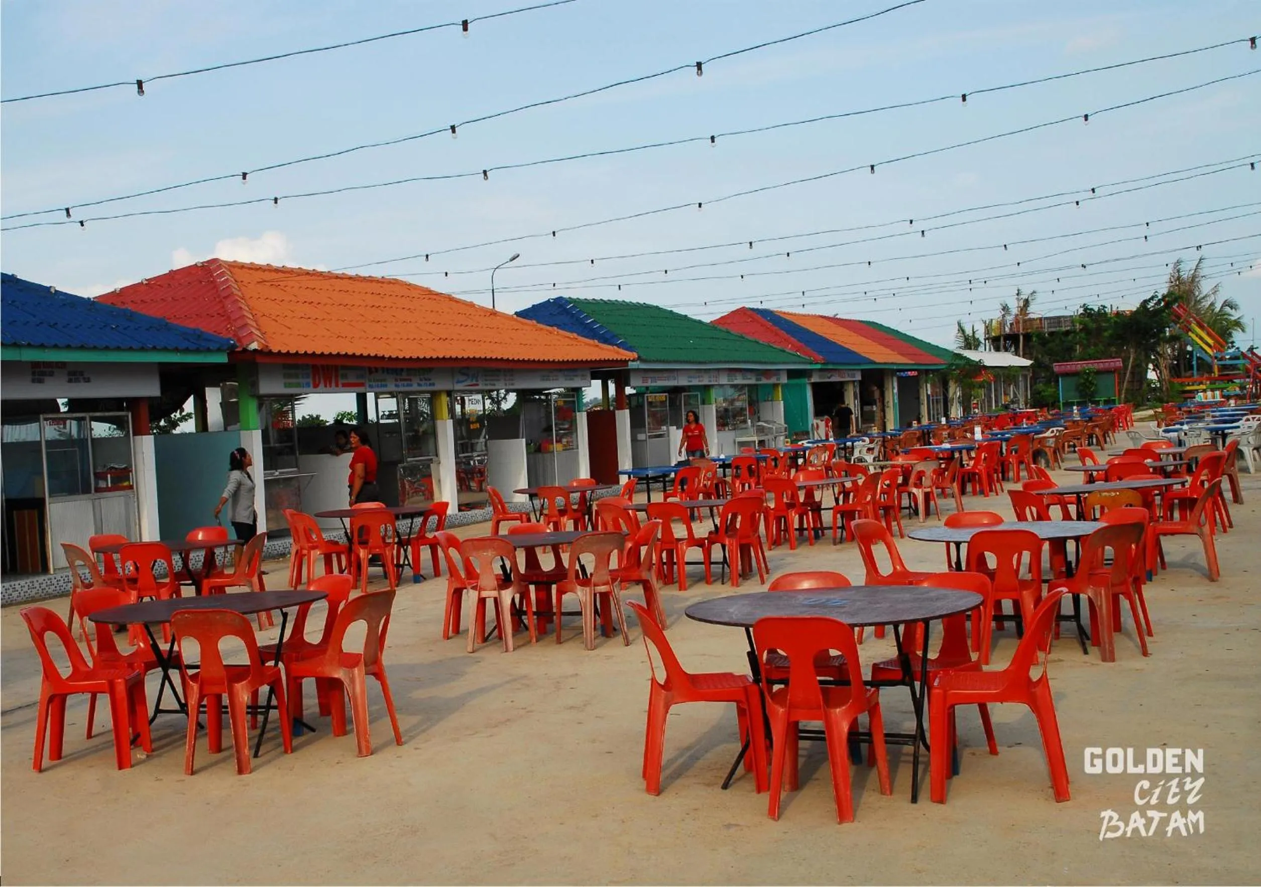 Patio in Golden View Hotel