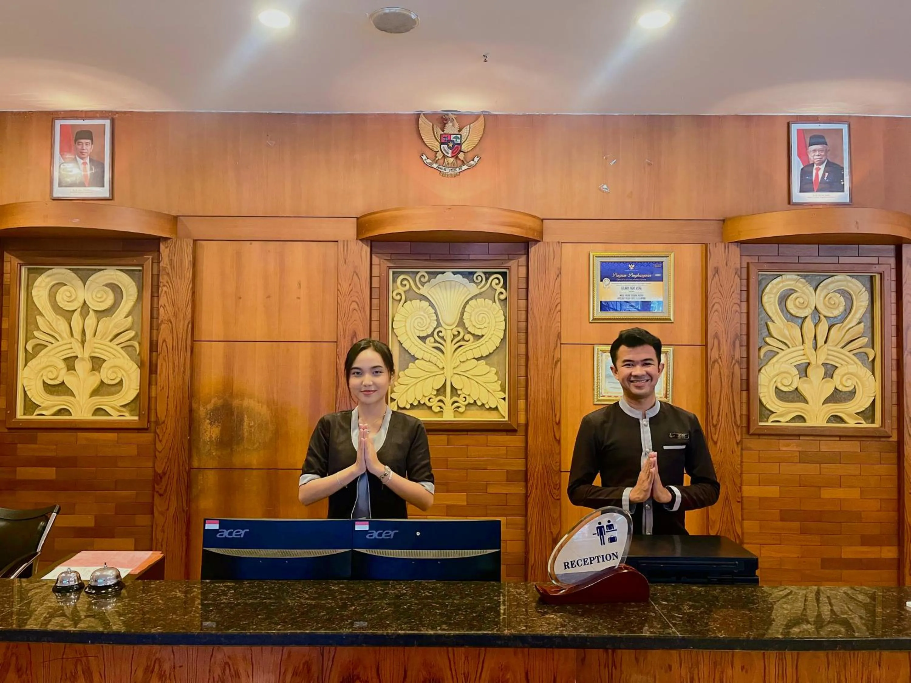 Lobby or reception in Golden View Hotel