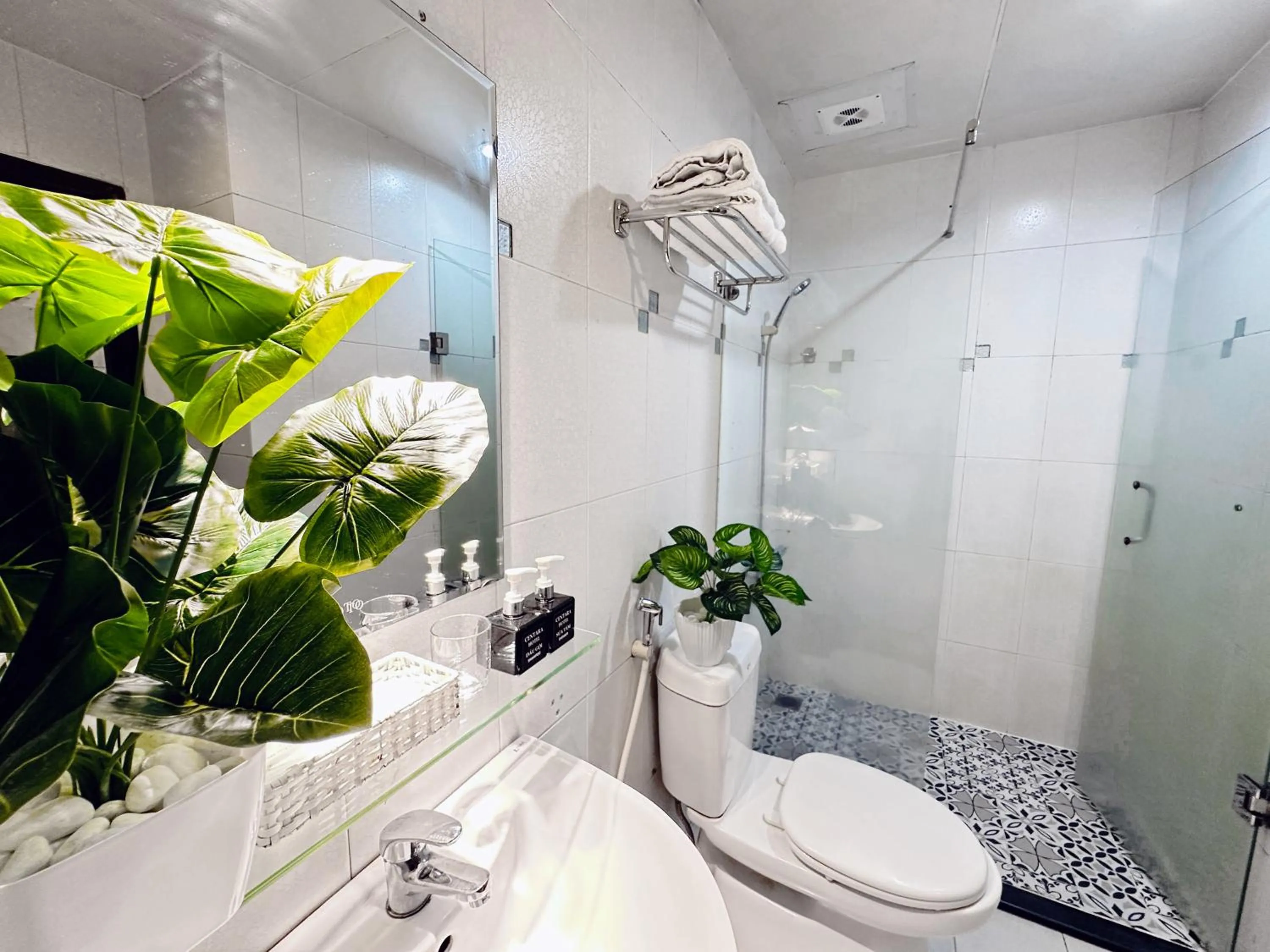 Toilet in Centana Ben Thanh Hotel