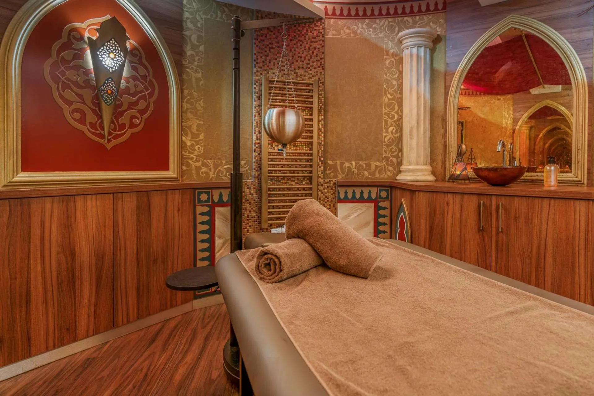 Bed in Kristall- & Vitalhotel Bergknappenhof