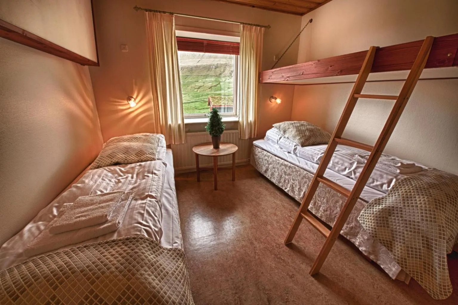 Day, Bed in Gjaargardur Guesthouse Gjogv