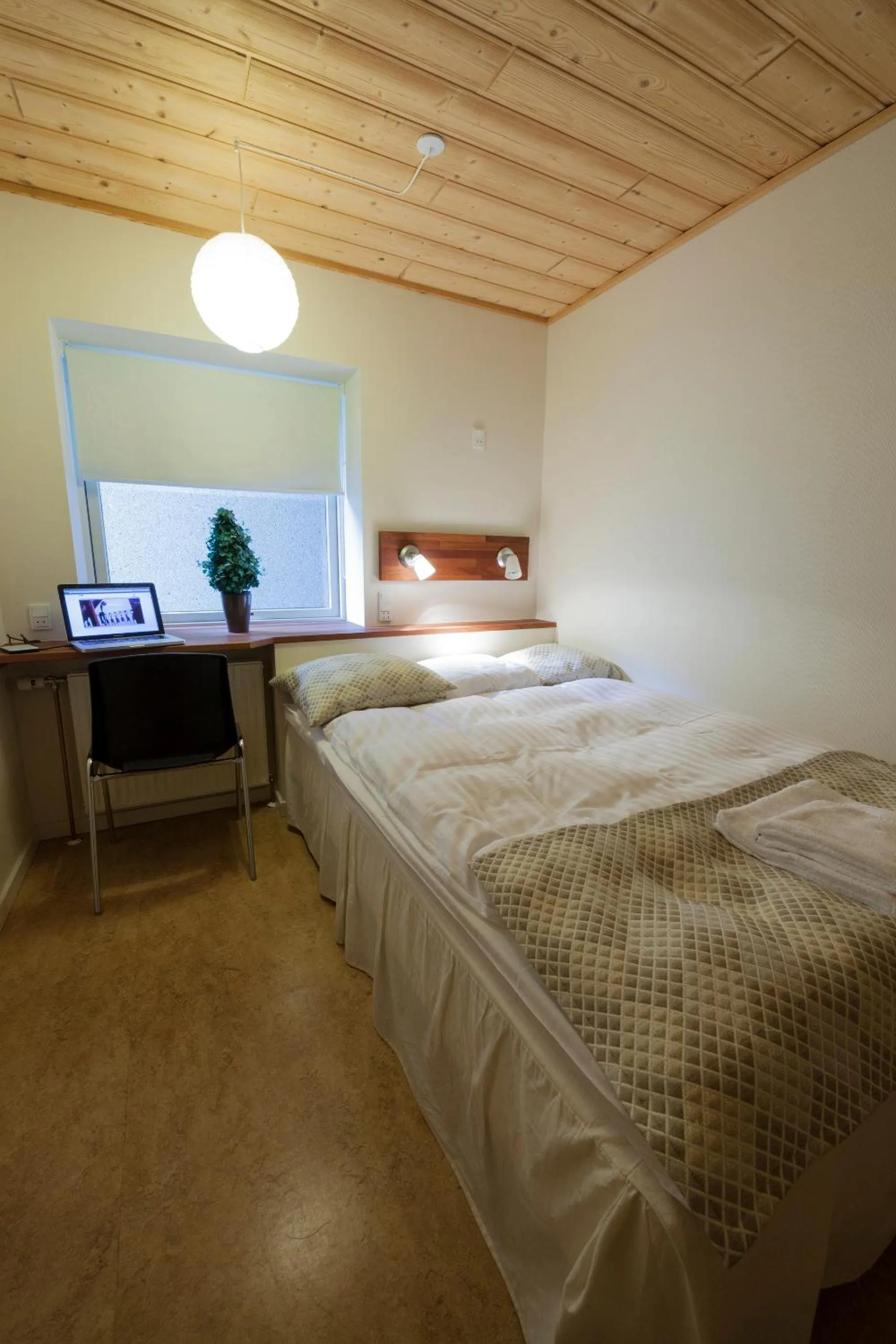 Day, Bed in Gjaargardur Guesthouse Gjogv