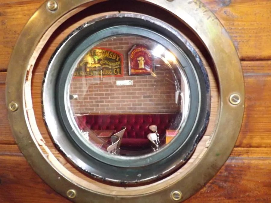 Restaurant/places to eat in The Mariner Hotel