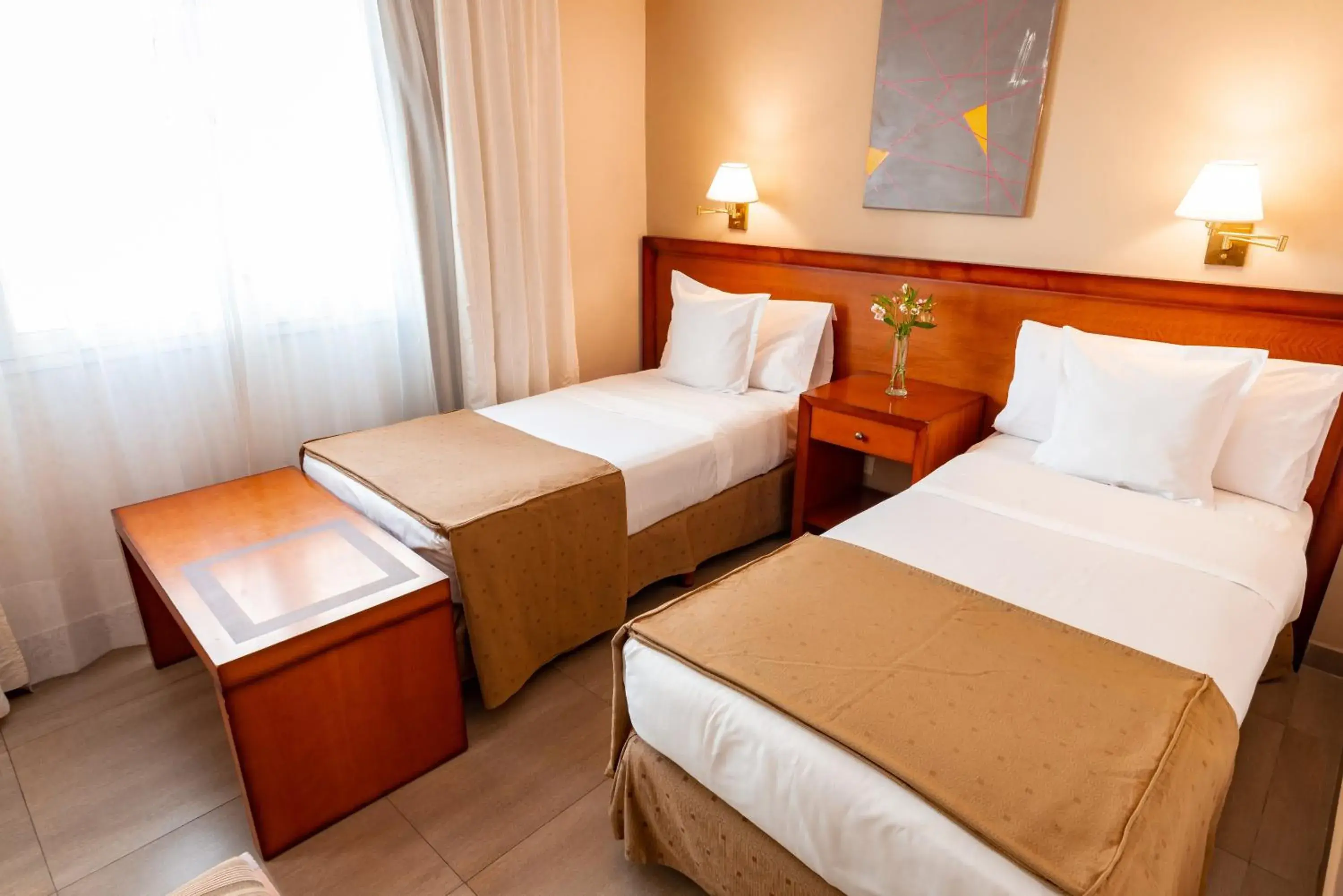 Standard Twin Room in Hotel Riviera Standard Twin Room in Hotel Riviera