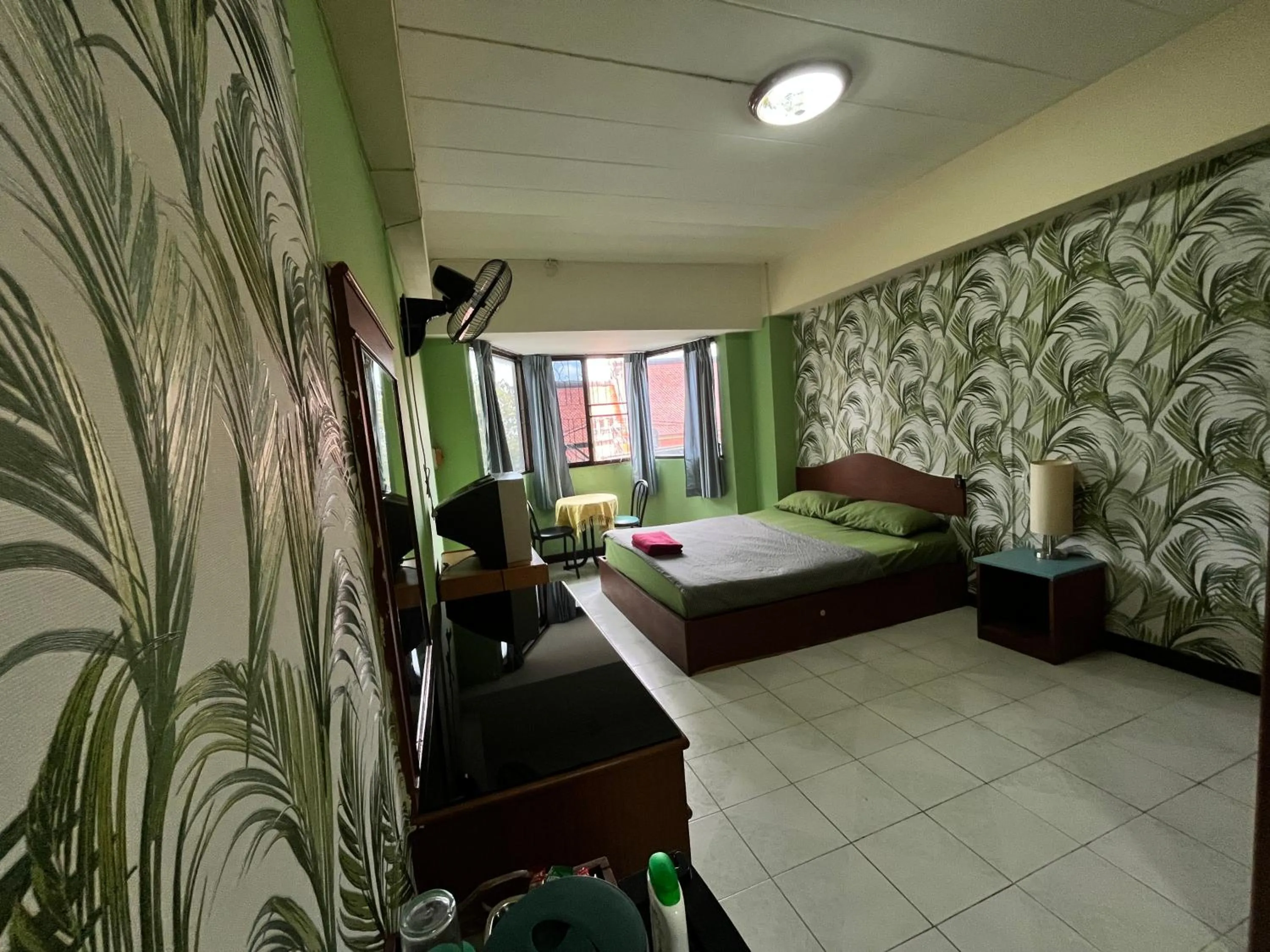 Bed in RCN Court & Inn