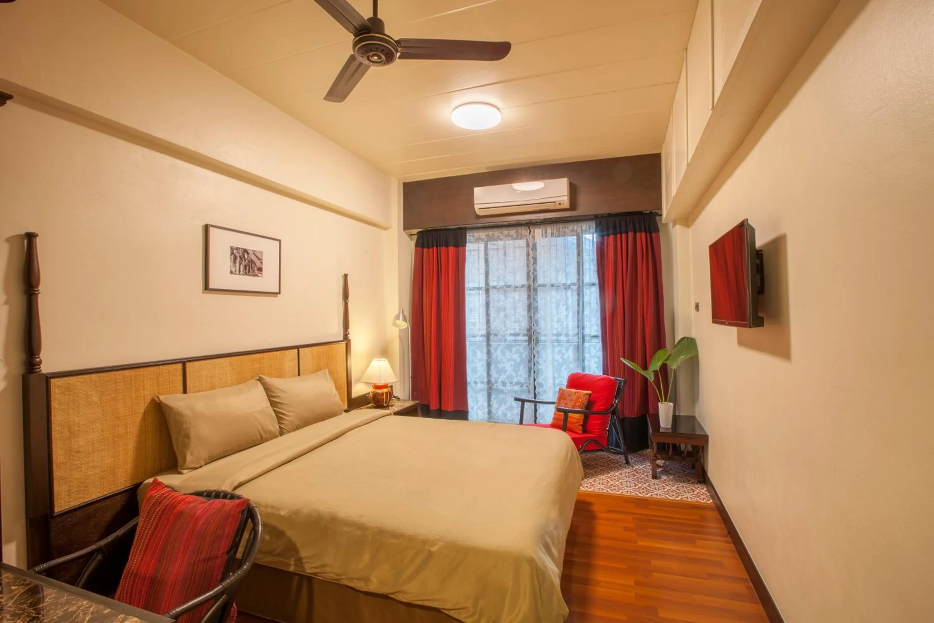 Bed in RCN Court & Inn