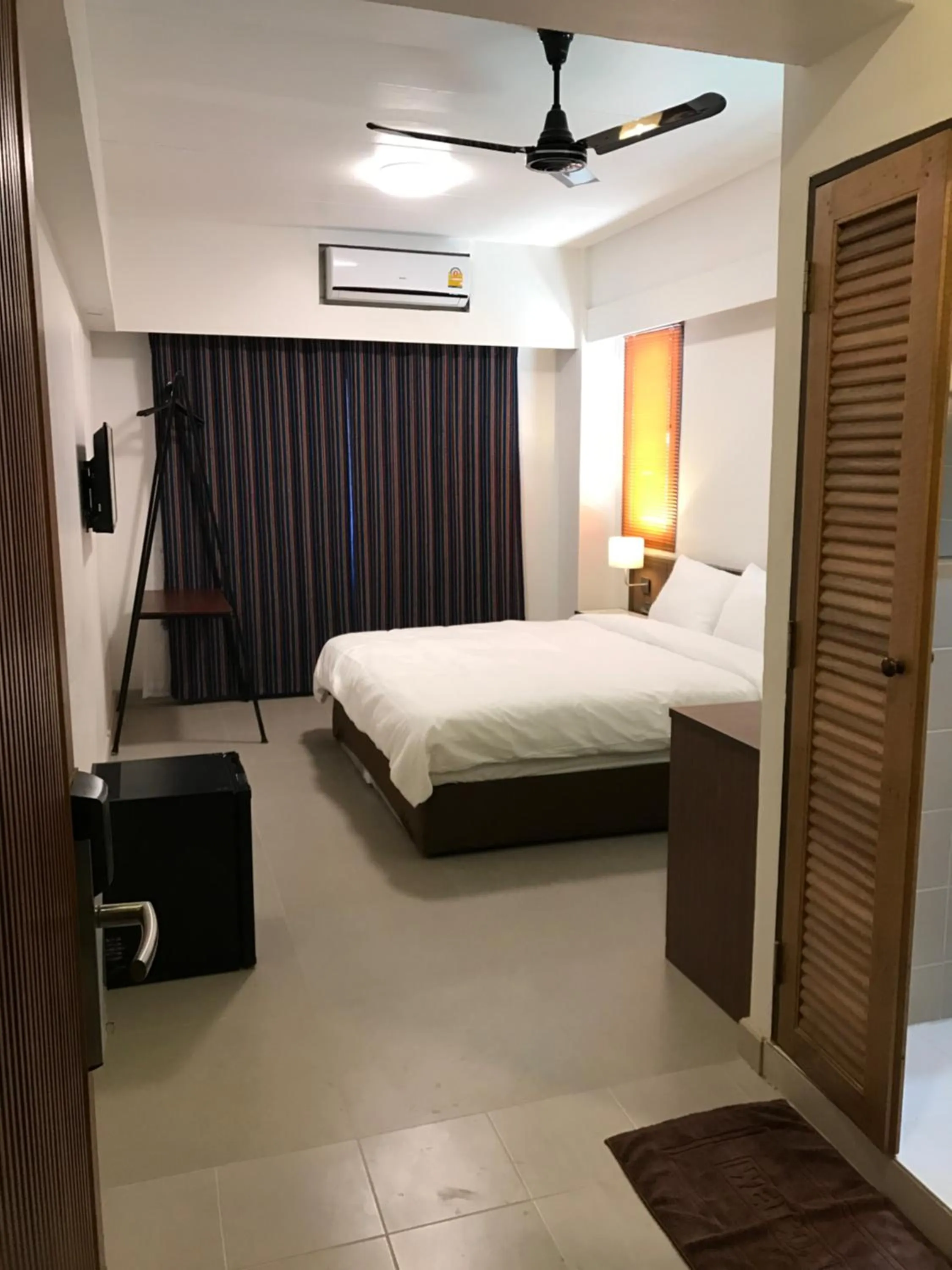 Bed in RCN Court & Inn