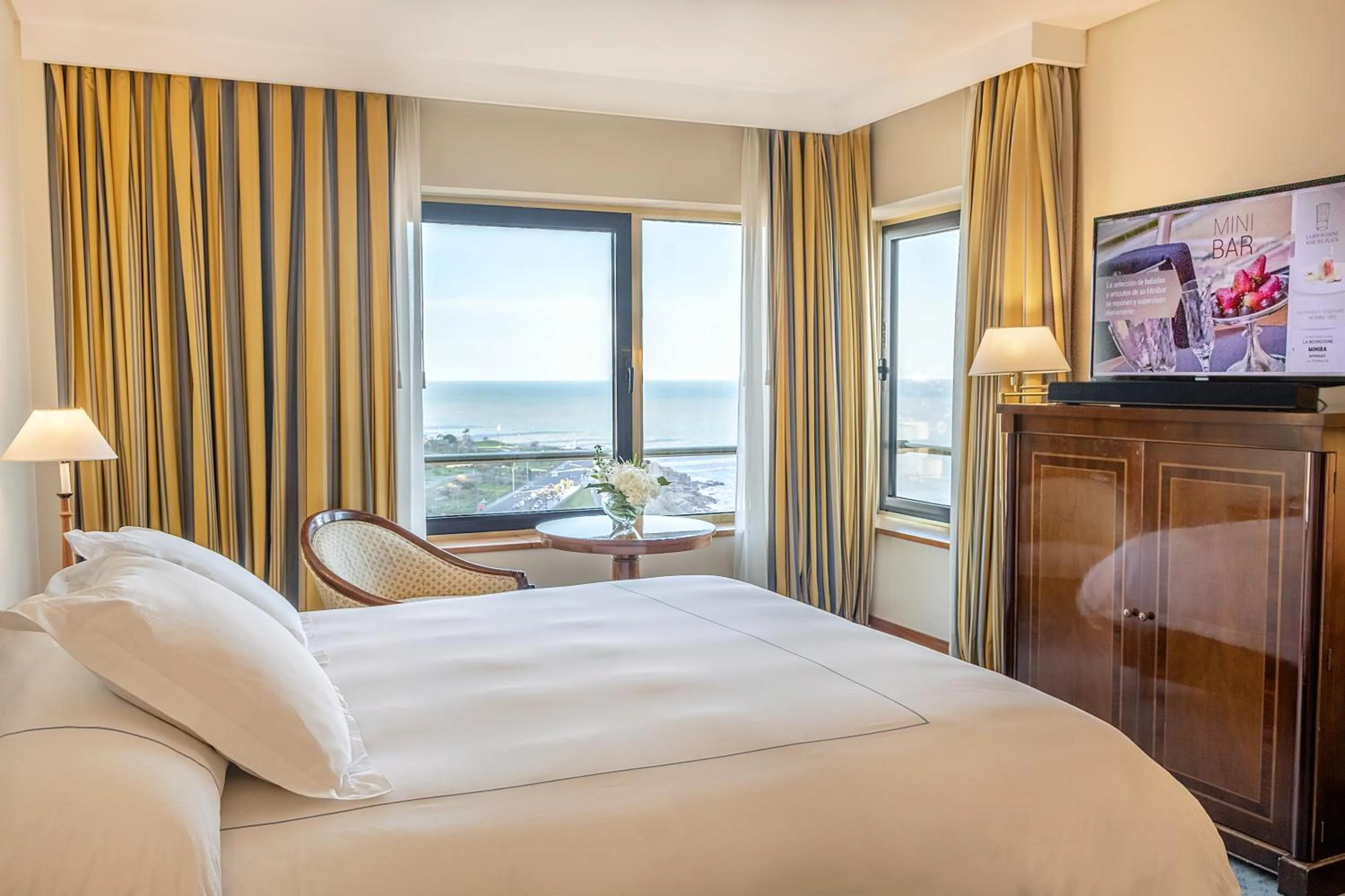 TV and multimedia, Bed in Hotel Costa Galana