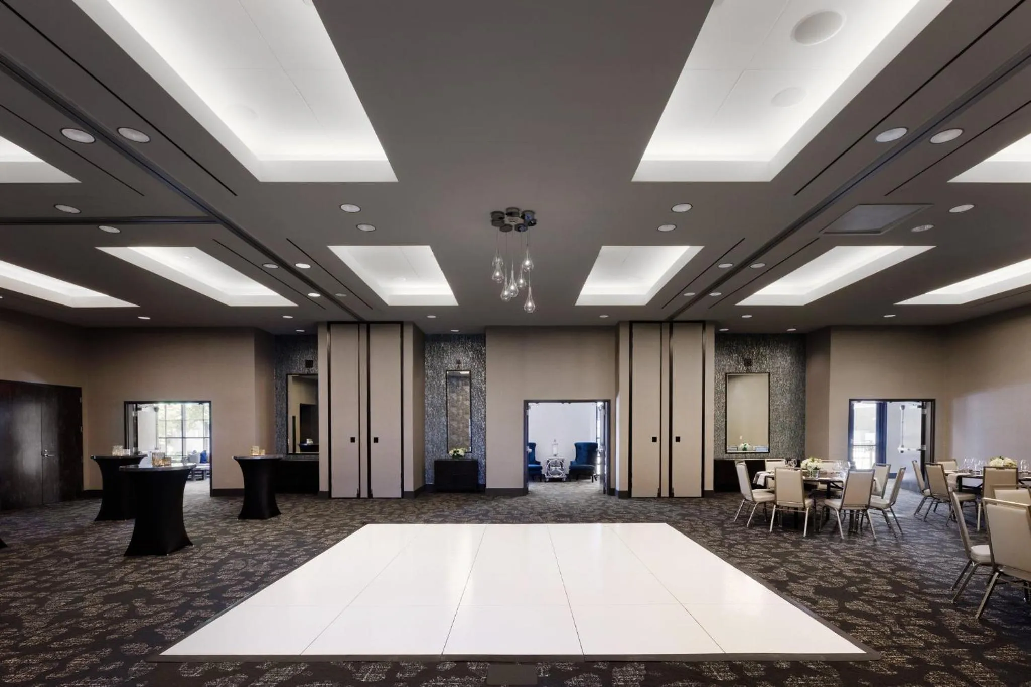 Meeting/conference room in Archer Hotel Boston/Burlington