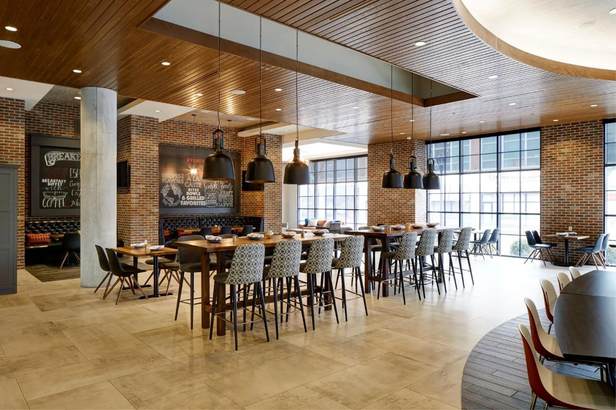 Restaurant/places to eat in Archer Hotel Boston/Burlington