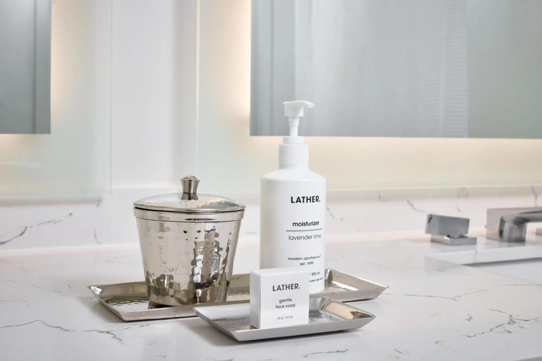 Double King Guest Room in Archer Hotel Boston/Burlington