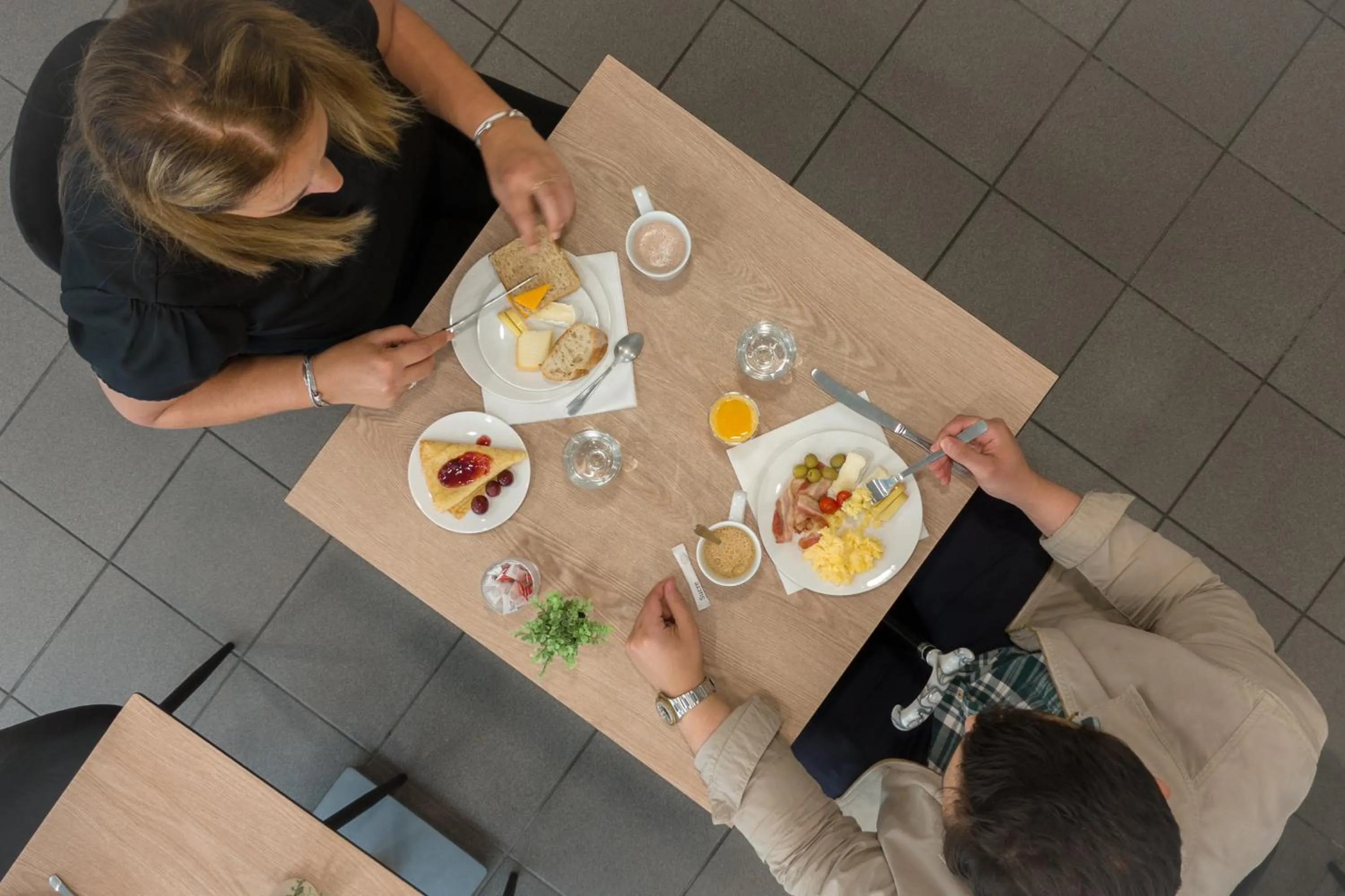 Breakfast in Nemea Appart Hotel Home Suite Nancy Centre