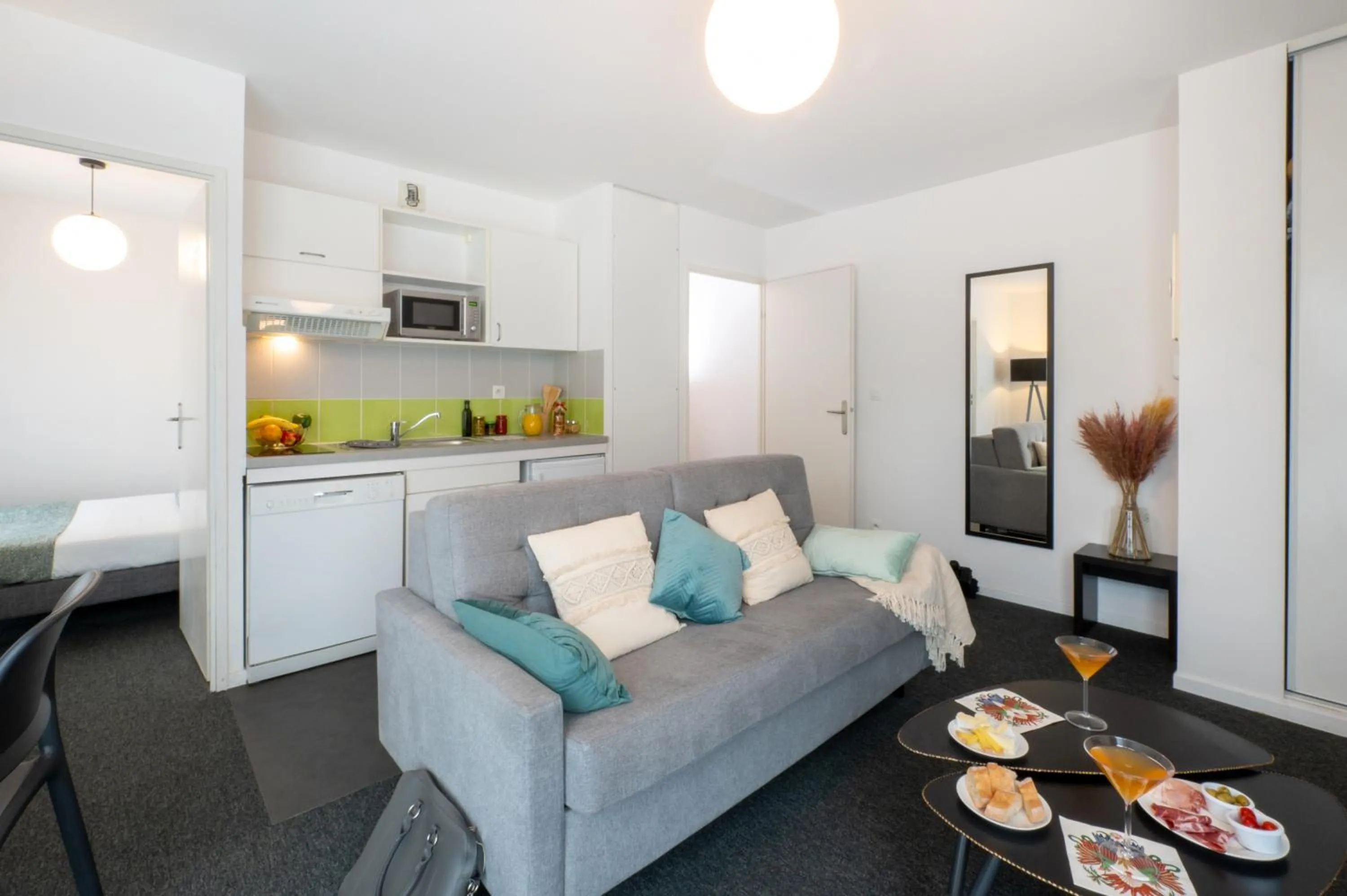 Seating area in Nemea Appart Hotel Home Suite Nancy Centre