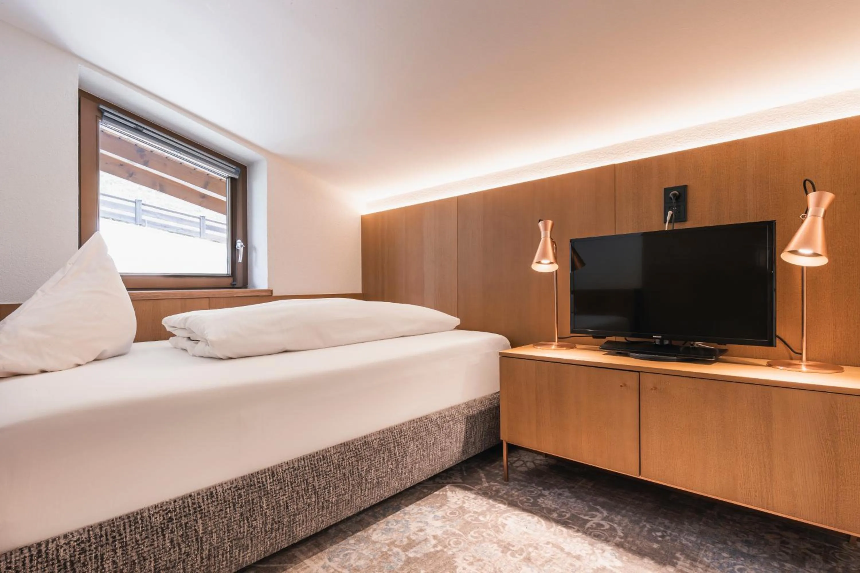 Photo of the whole room, Bed in Hotel Jerzner Hof 4 Sterne Superior