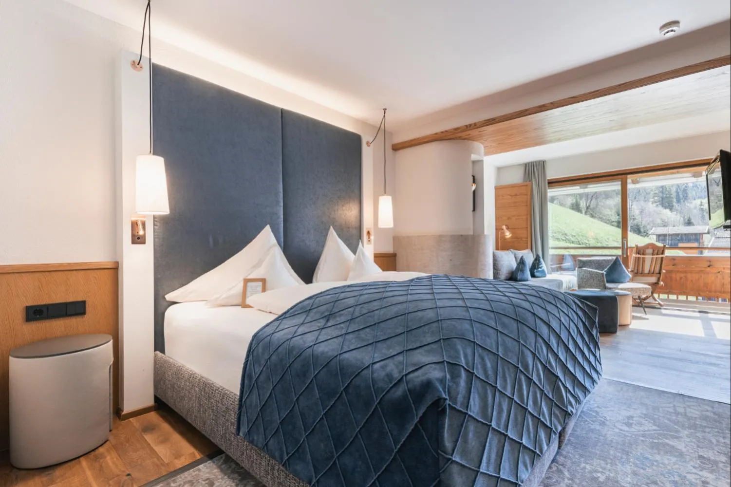 Photo of the whole room, Bed in Hotel Jerzner Hof 4 Sterne Superior