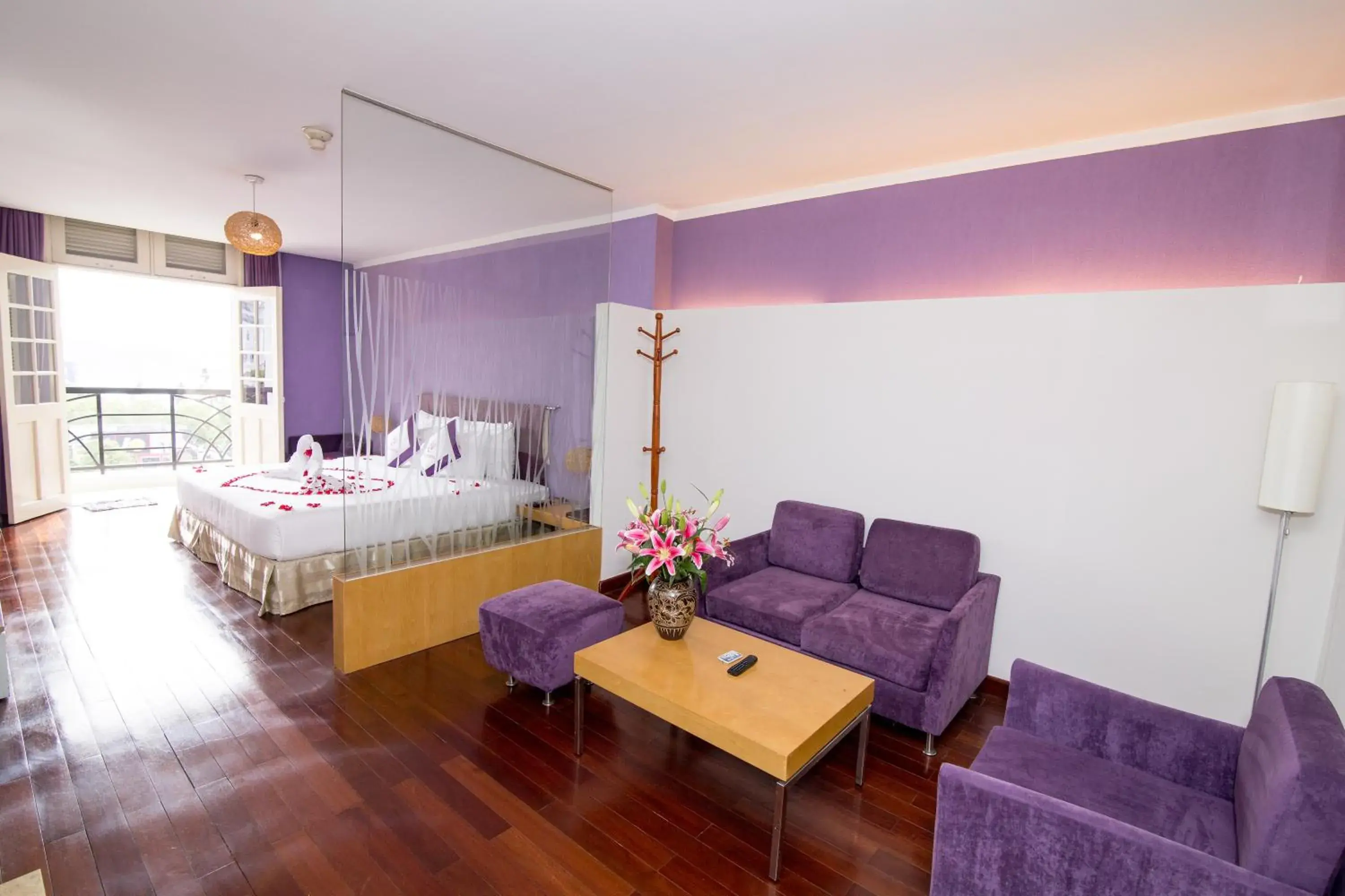 Photo of the whole room, Bed in TTC Hotel - Ngoc Lan Photo of the whole room, Bed in TTC Hotel - Ngoc Lan