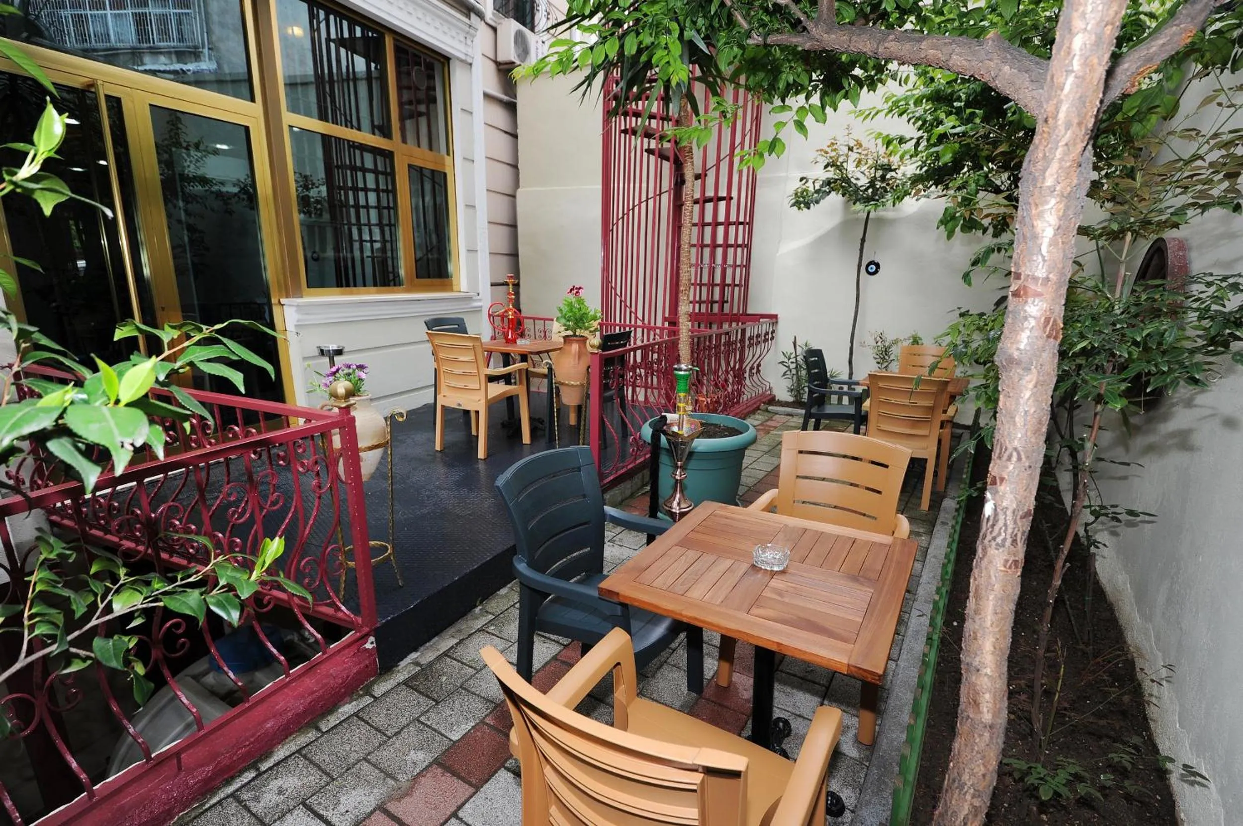 Garden in Hotel Grand Umit