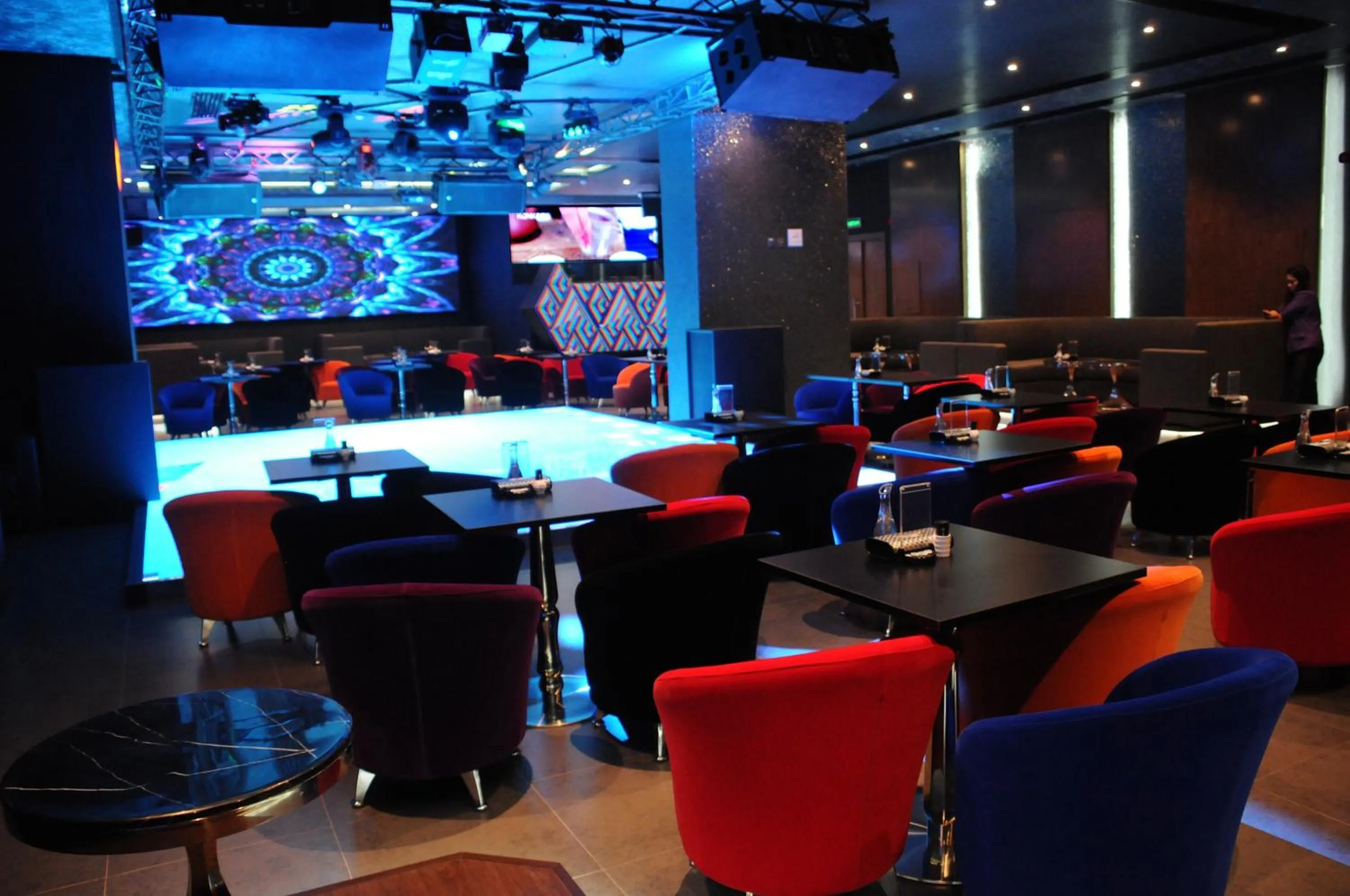 Nightclub / DJ in Frsan Palace Hotel