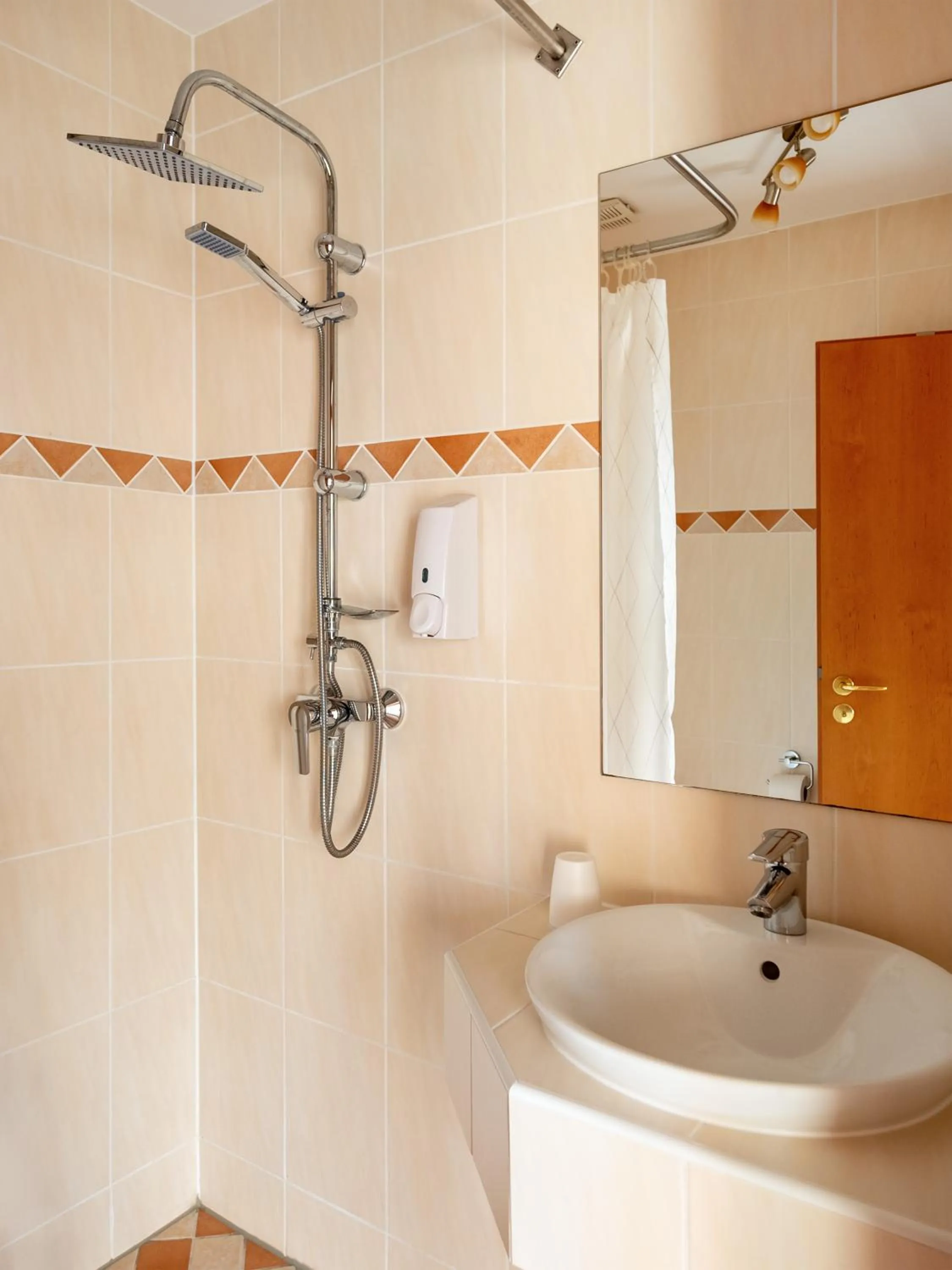 Bathroom in Hotel Häfner