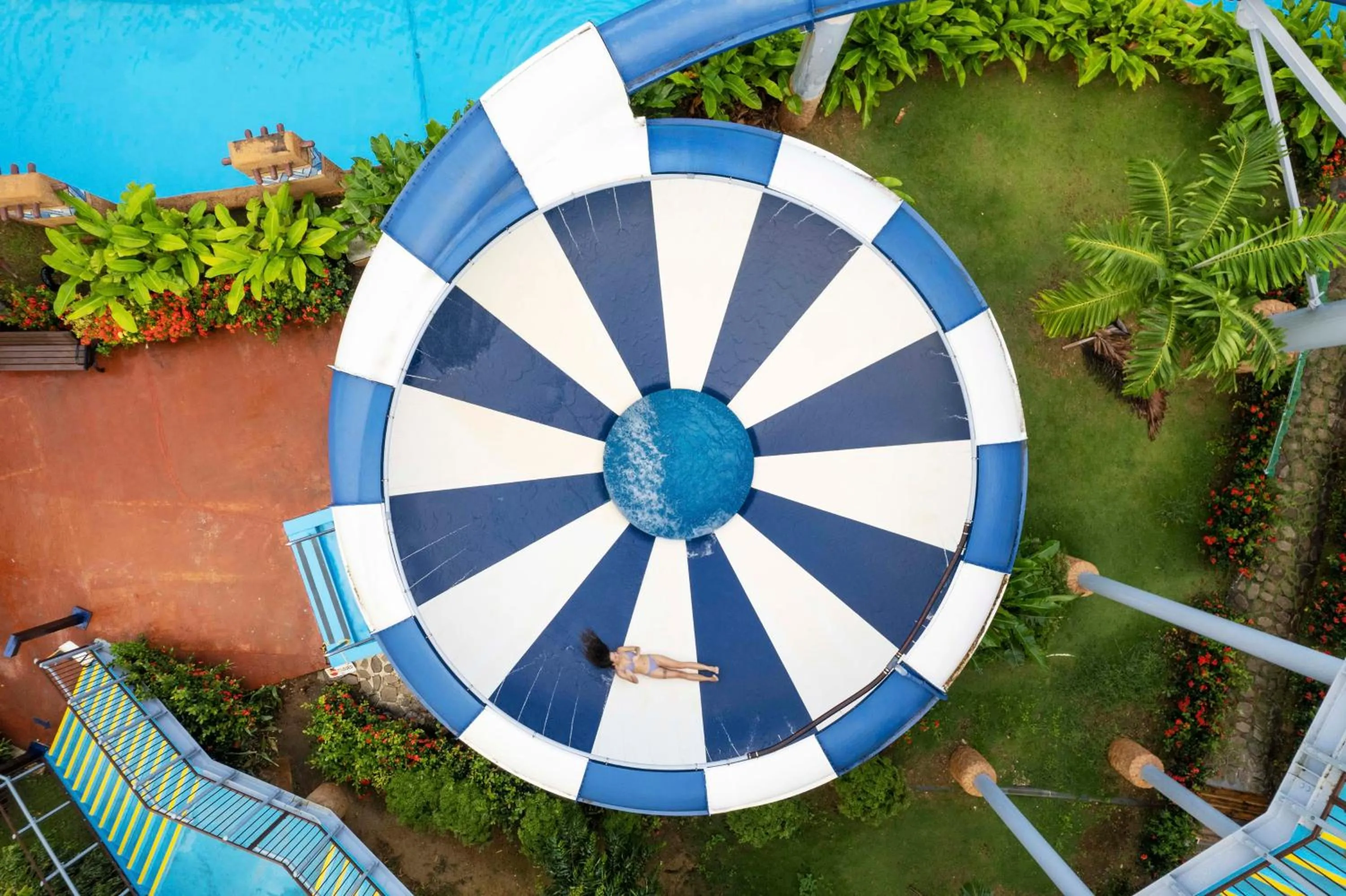 Property building in Saipan World Resort