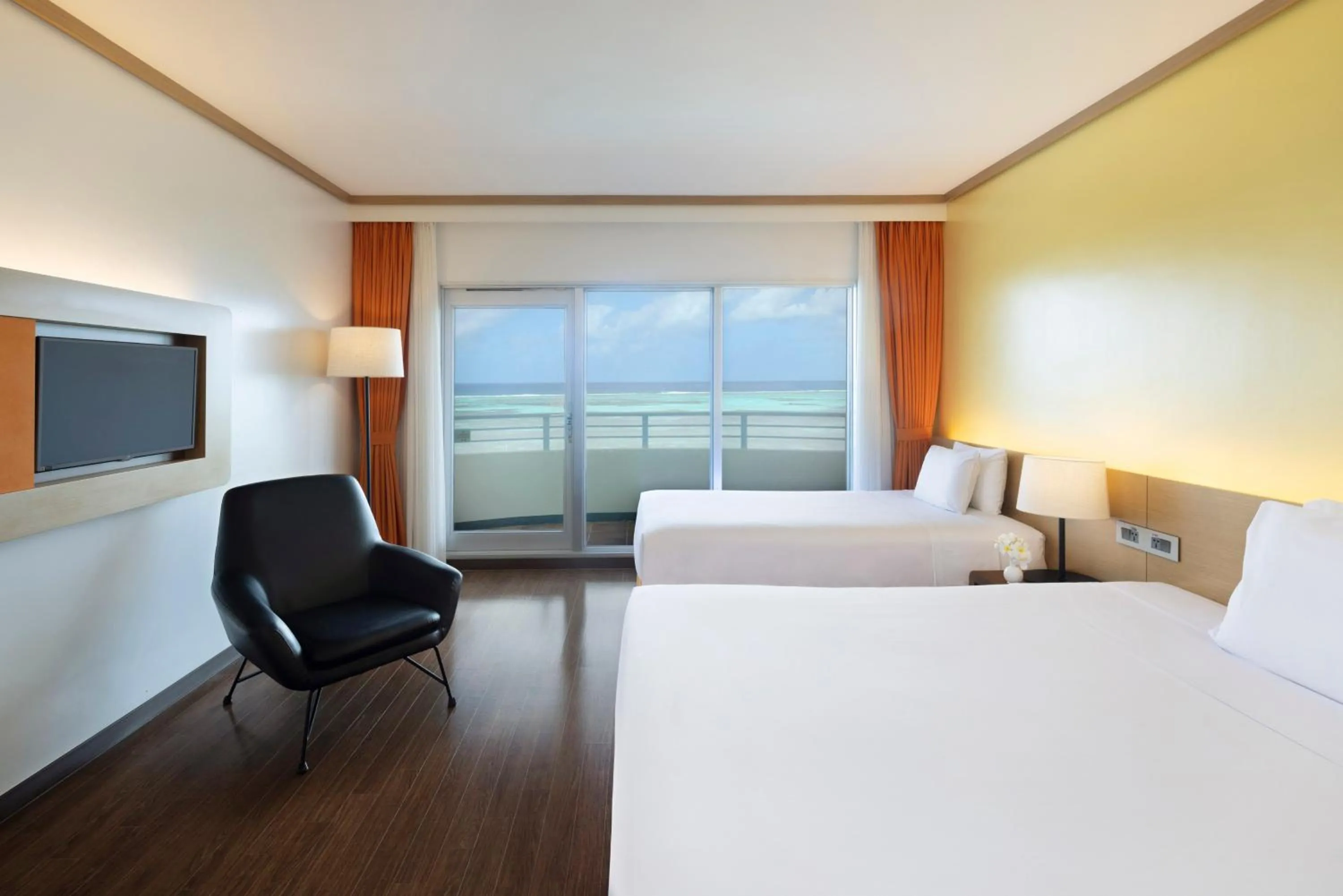 TV and multimedia, Bed in Saipan World Resort