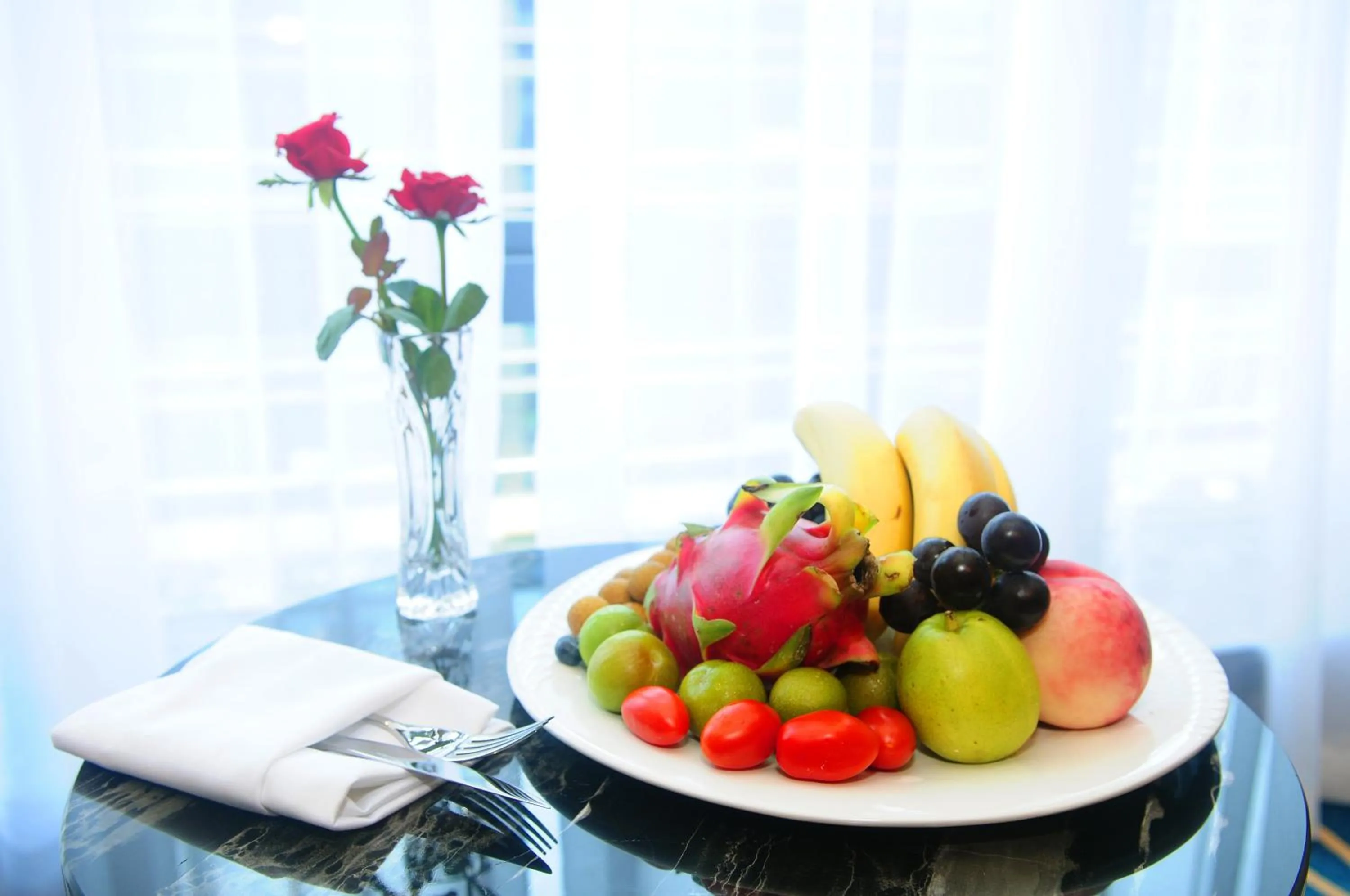 Food and drinks in Airport Jianguo Hotel