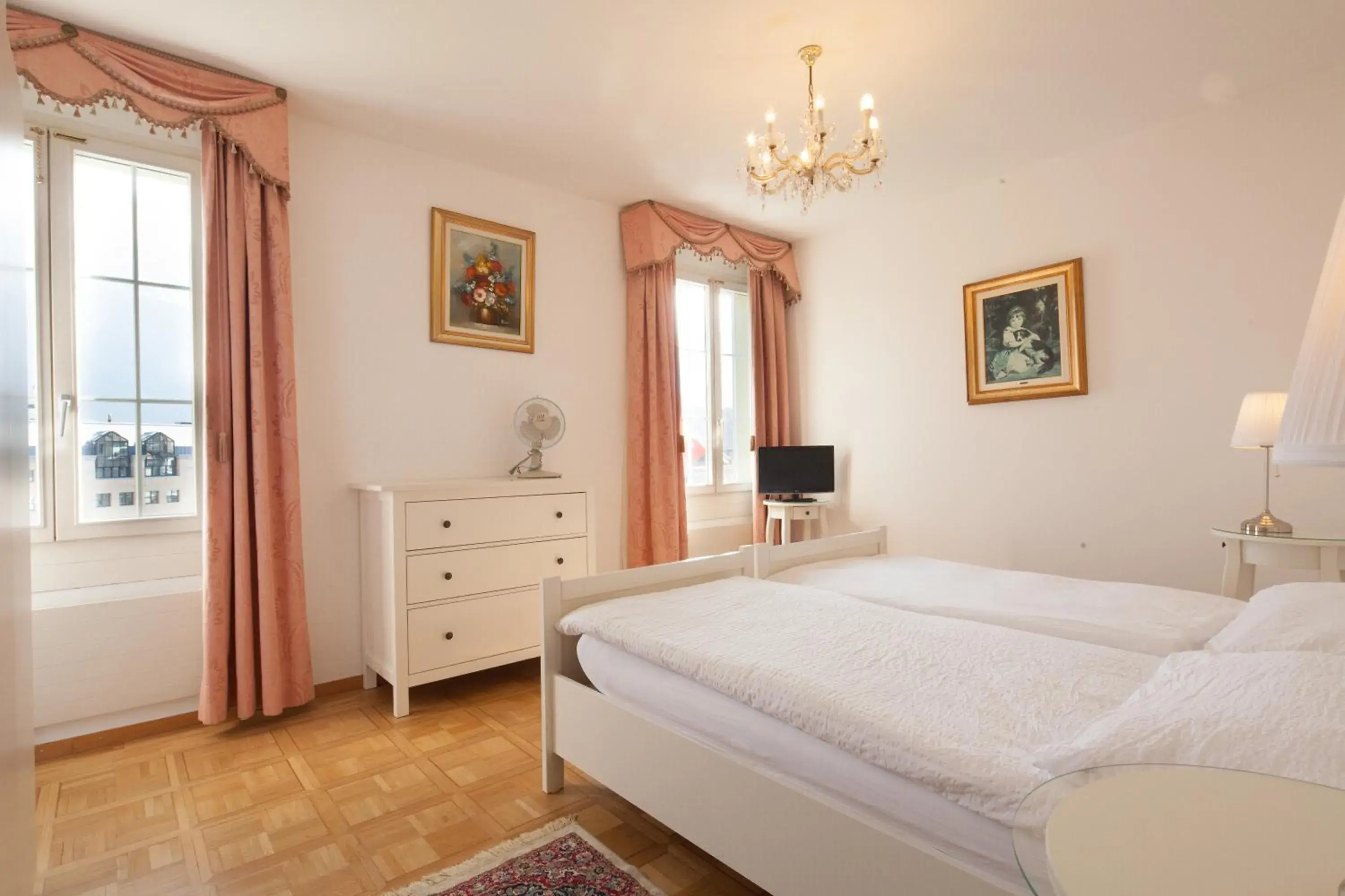 Decorative detail, Bed in Hotel Central Continental Decorative detail, Bed in Hotel Central Continental