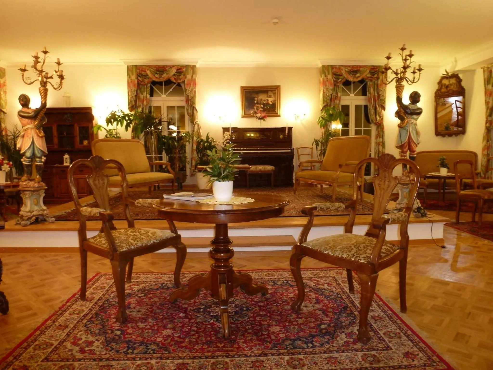 Lobby or reception in Hotel Central Continental