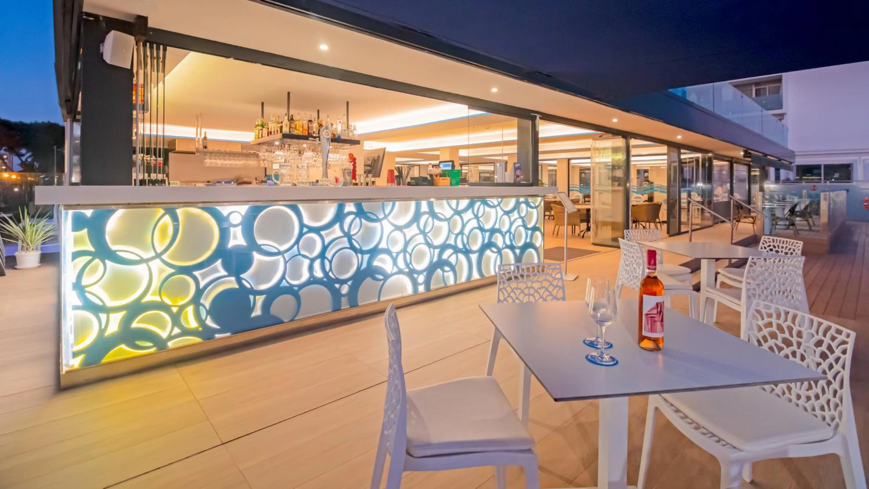 Lounge or bar in Hotel Negresco - Adults Only