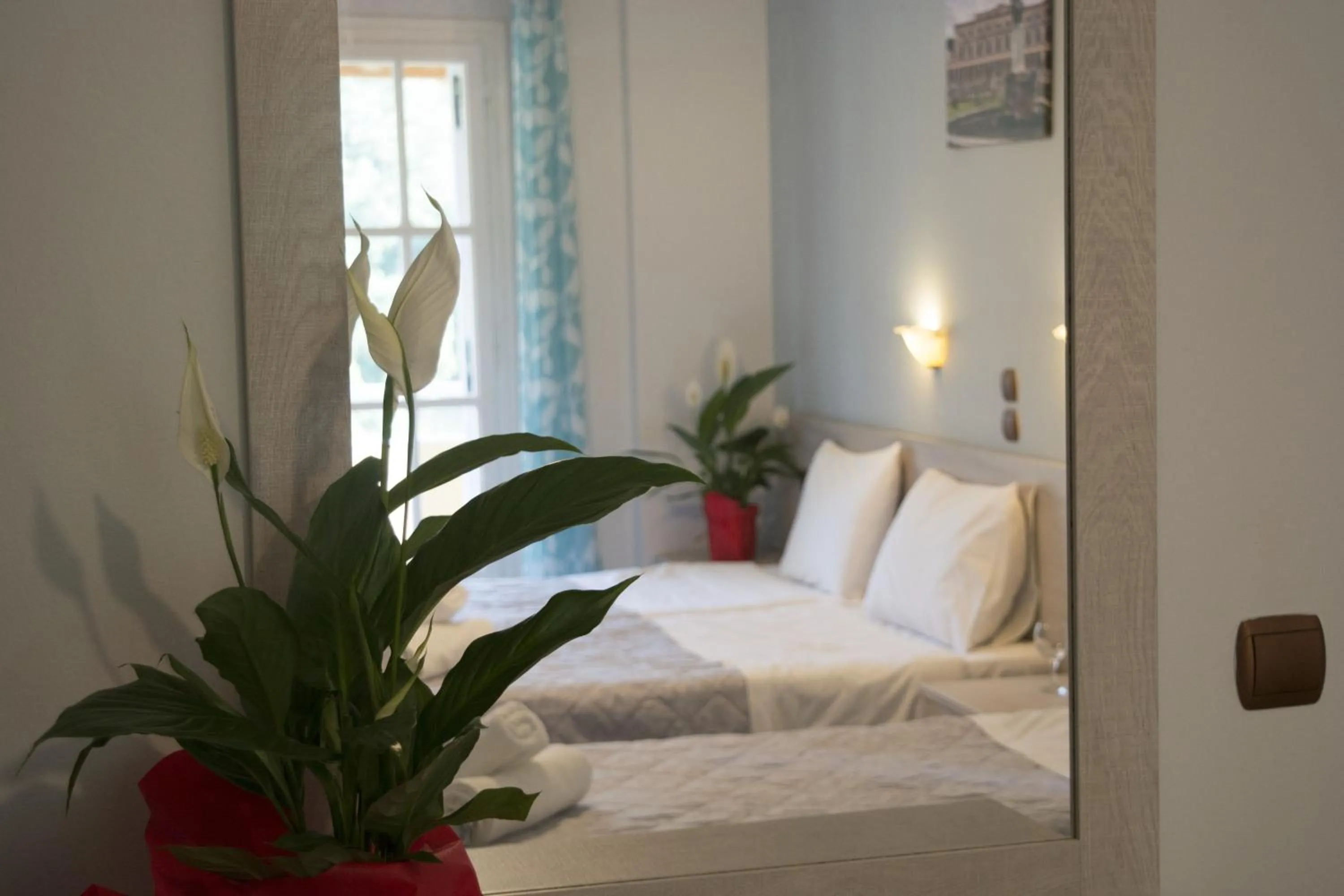 Bed in Marina Apartments, Agios Gordios Corfu