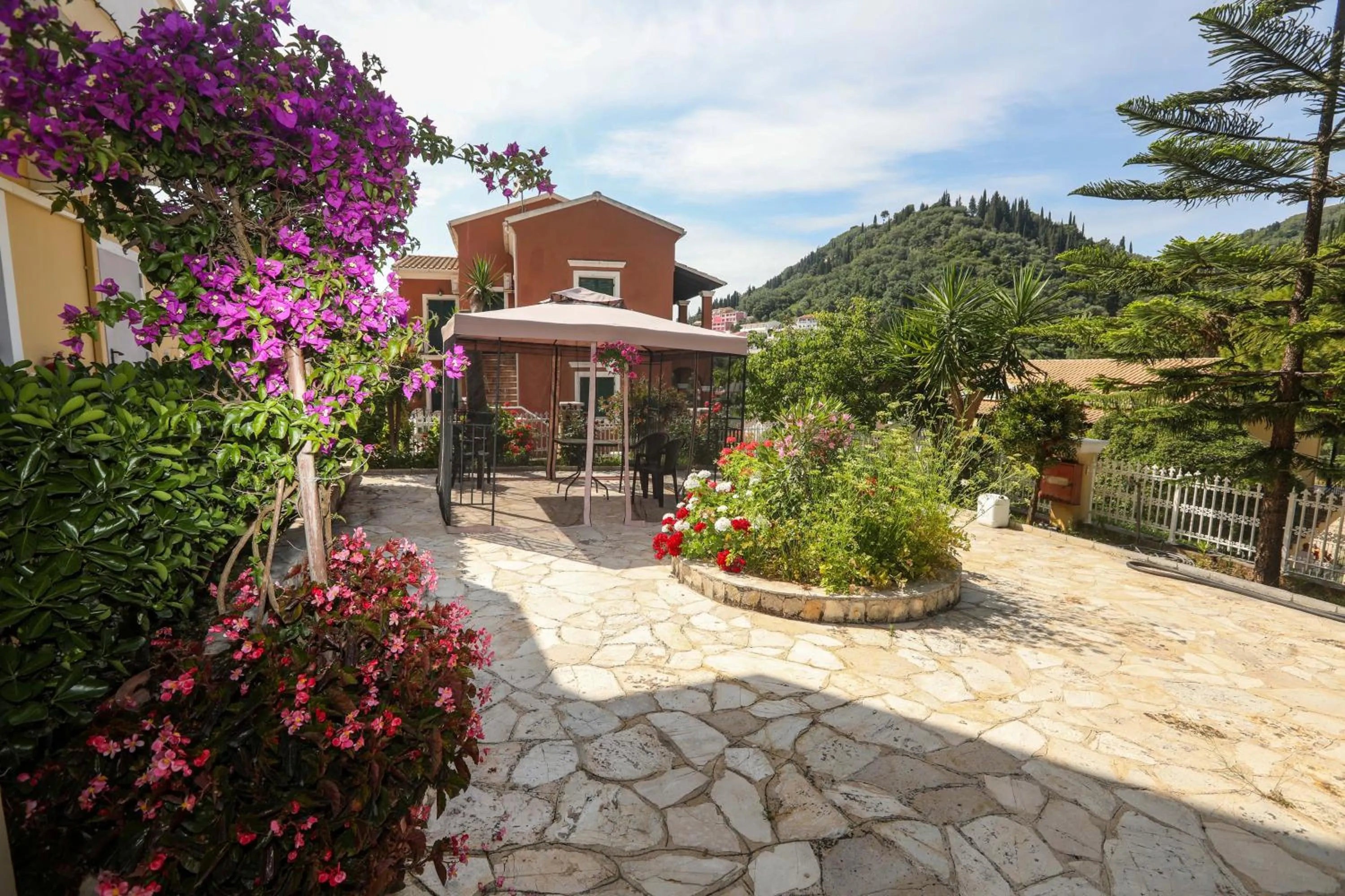 Marina Apartments, Agios Gordios Corfu