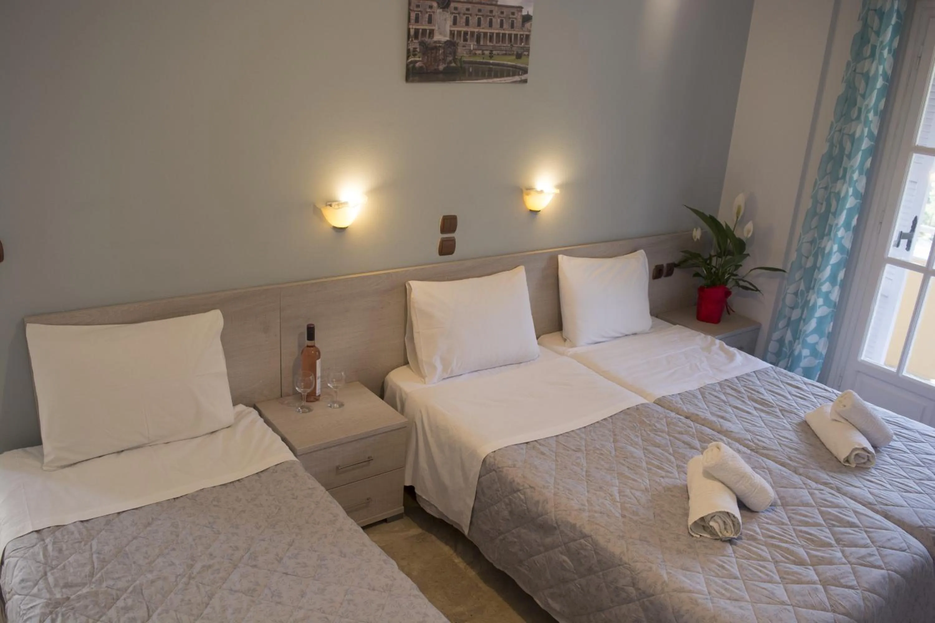 Bed in Marina Apartments, Agios Gordios Corfu