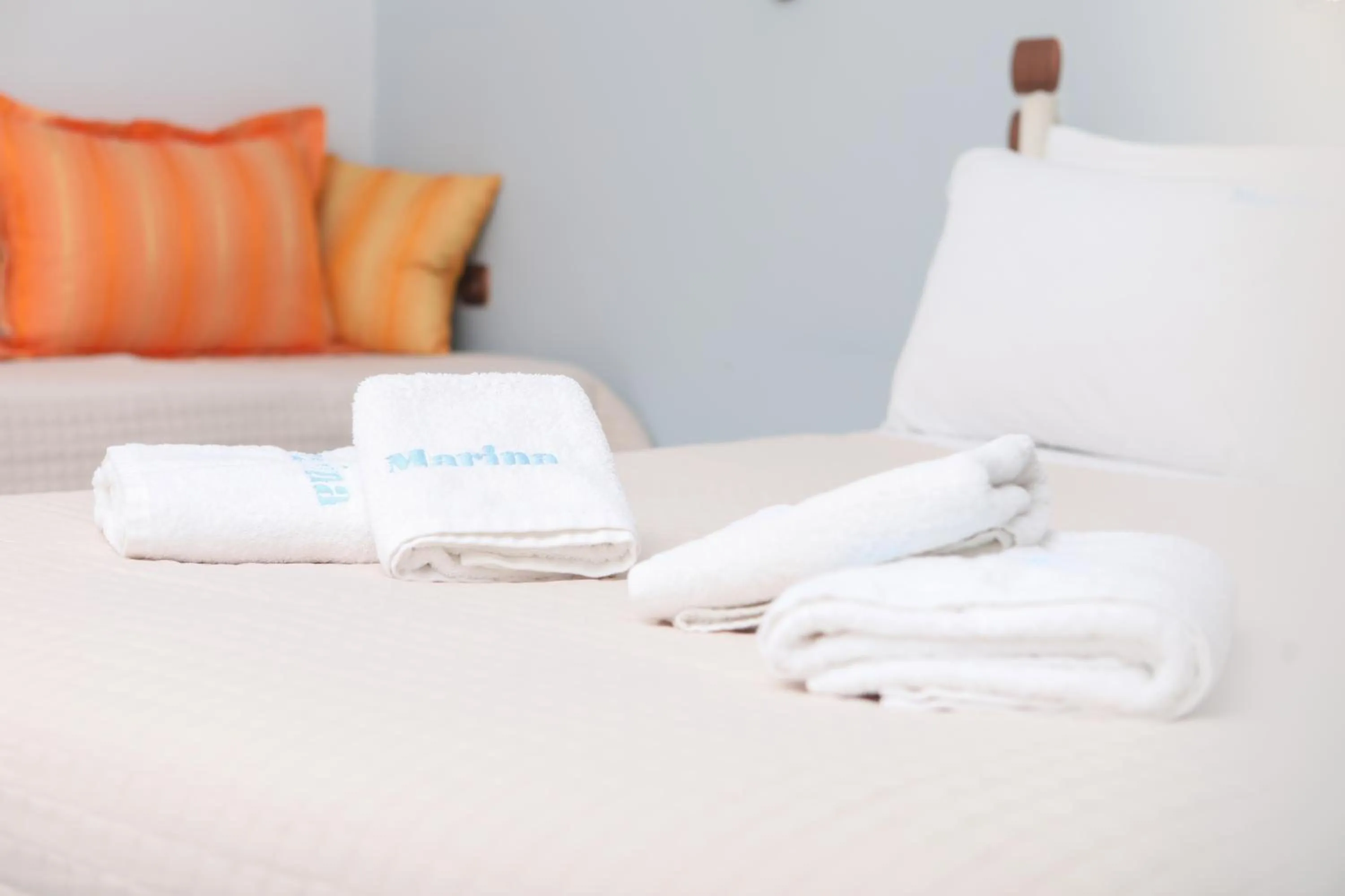 Bed in Marina Apartments, Agios Gordios Corfu