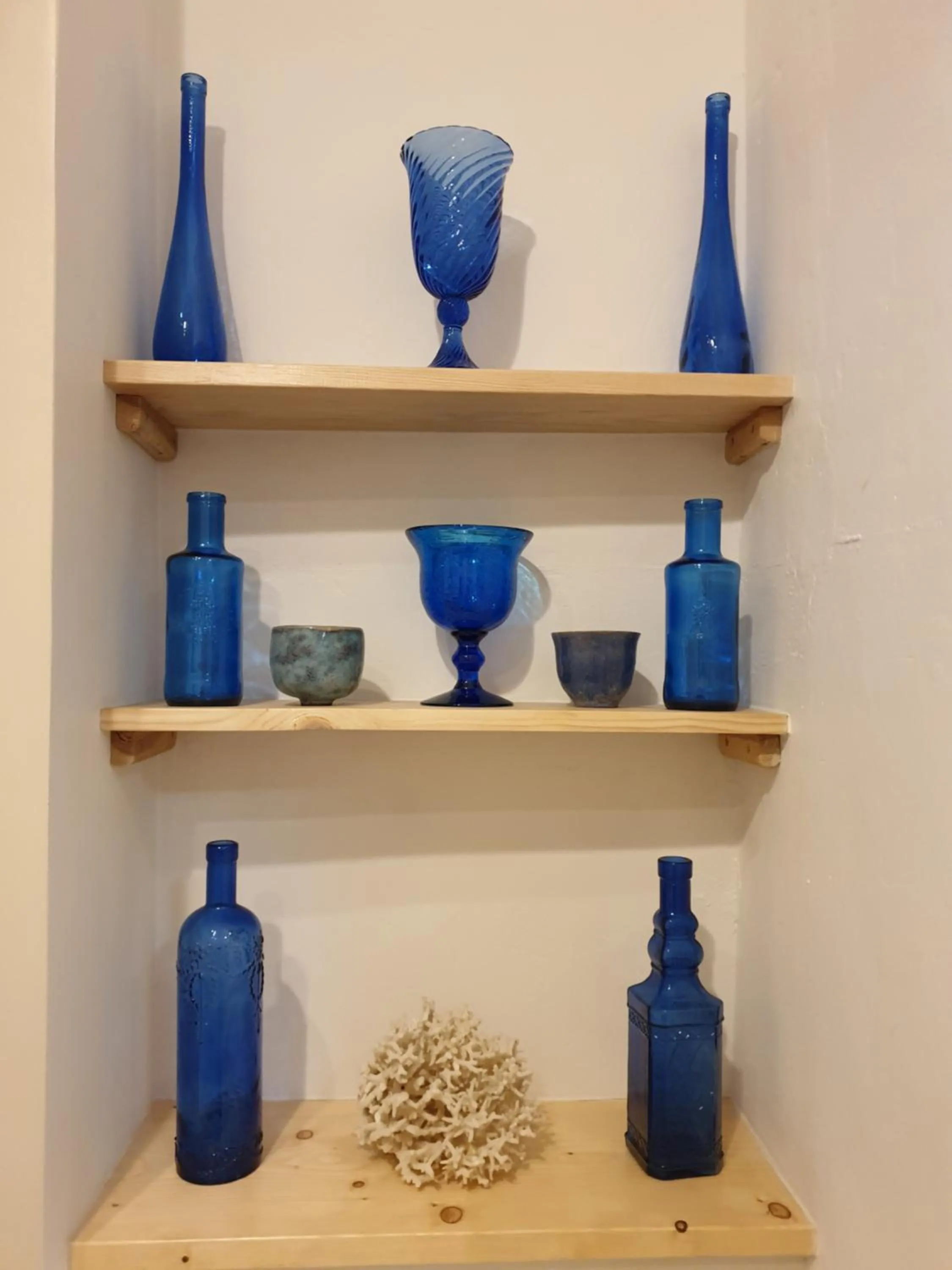 Decorative detail in Ombre Rose