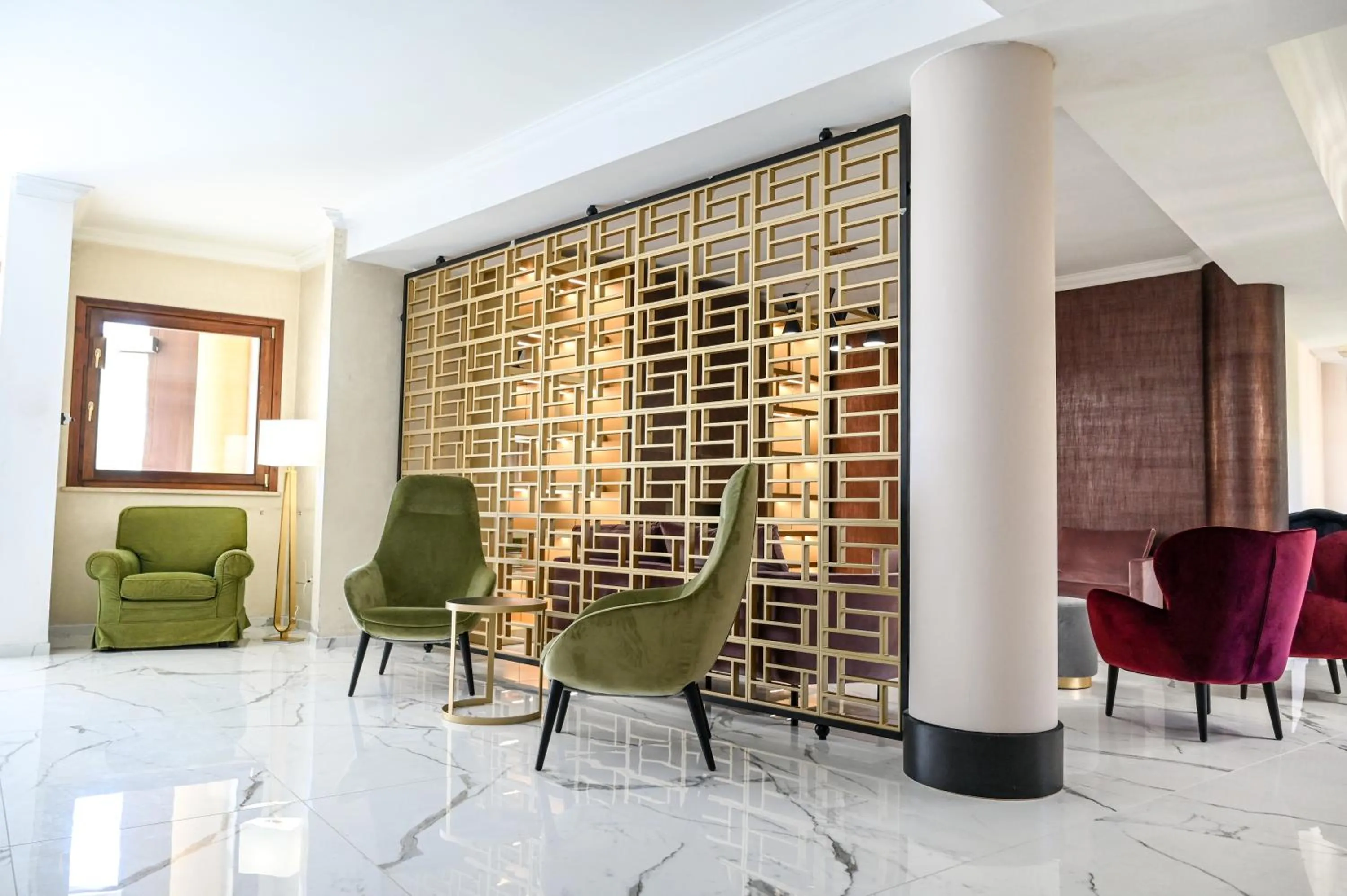 Lobby or reception in Roma Domus Hotel