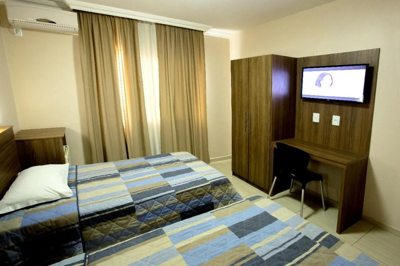 Twin Room in Hotel do Comércio