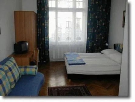 Photo of the whole room, Bed in Hotel-Pension Bleckmann