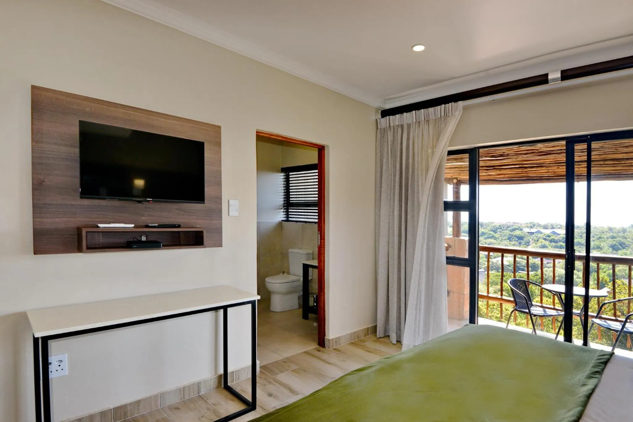 Balcony/Terrace, Bed in Seasons Golf, Leisure, Spa